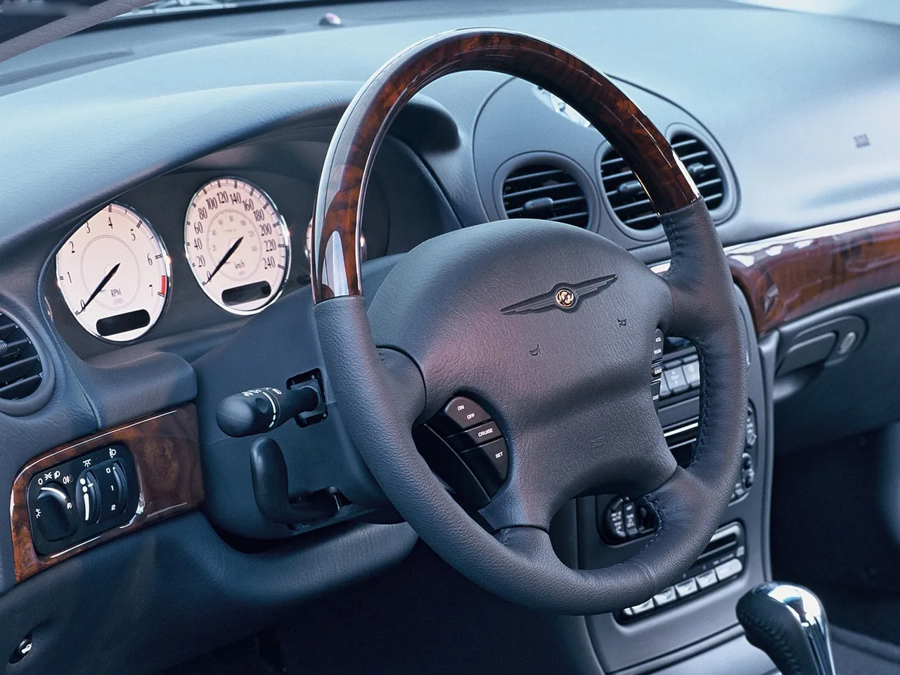 Chrysler 300M (2003) – interiér