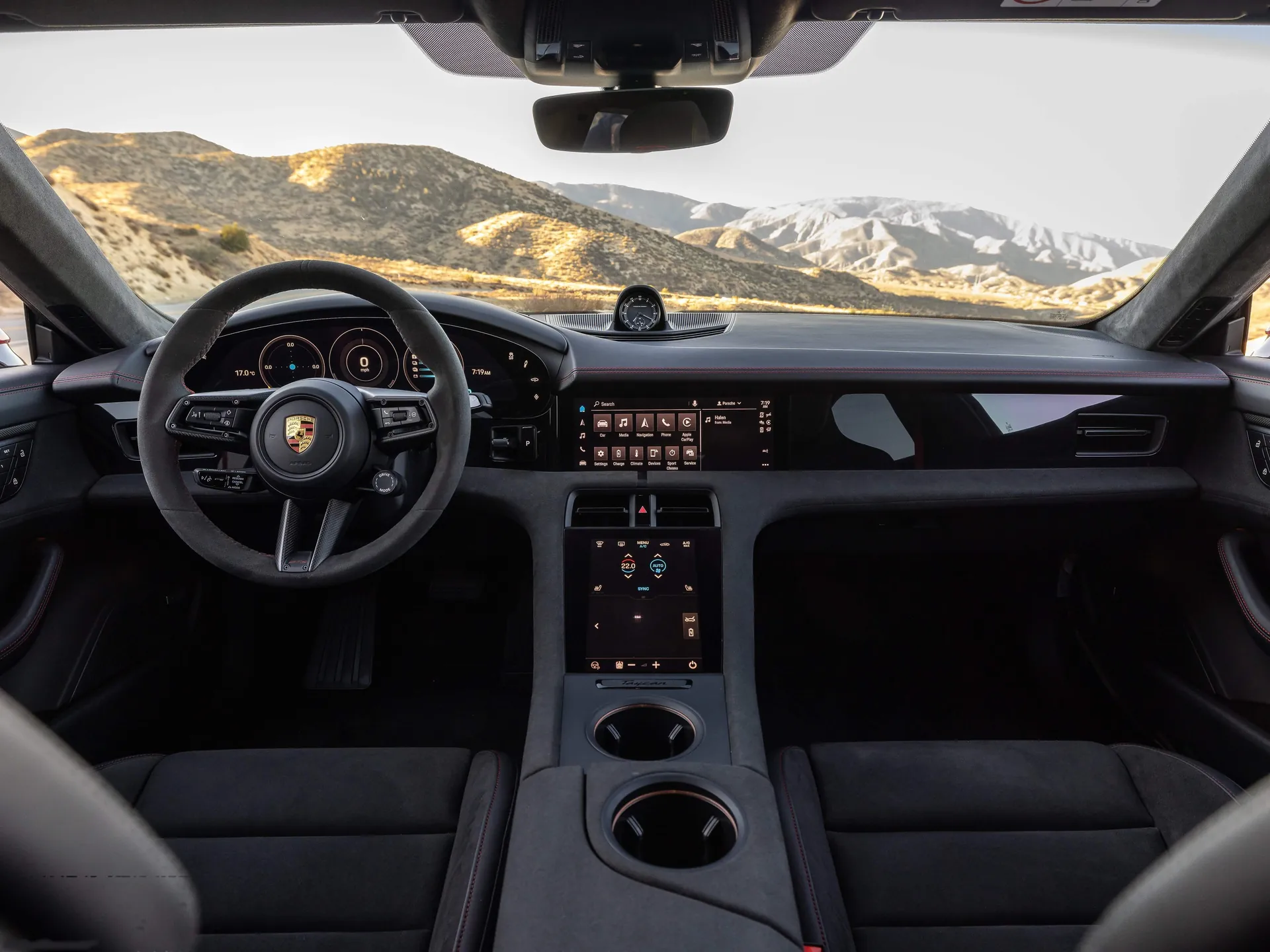 Porsche Taycan GTS Sport Turismo (2022) - Interior