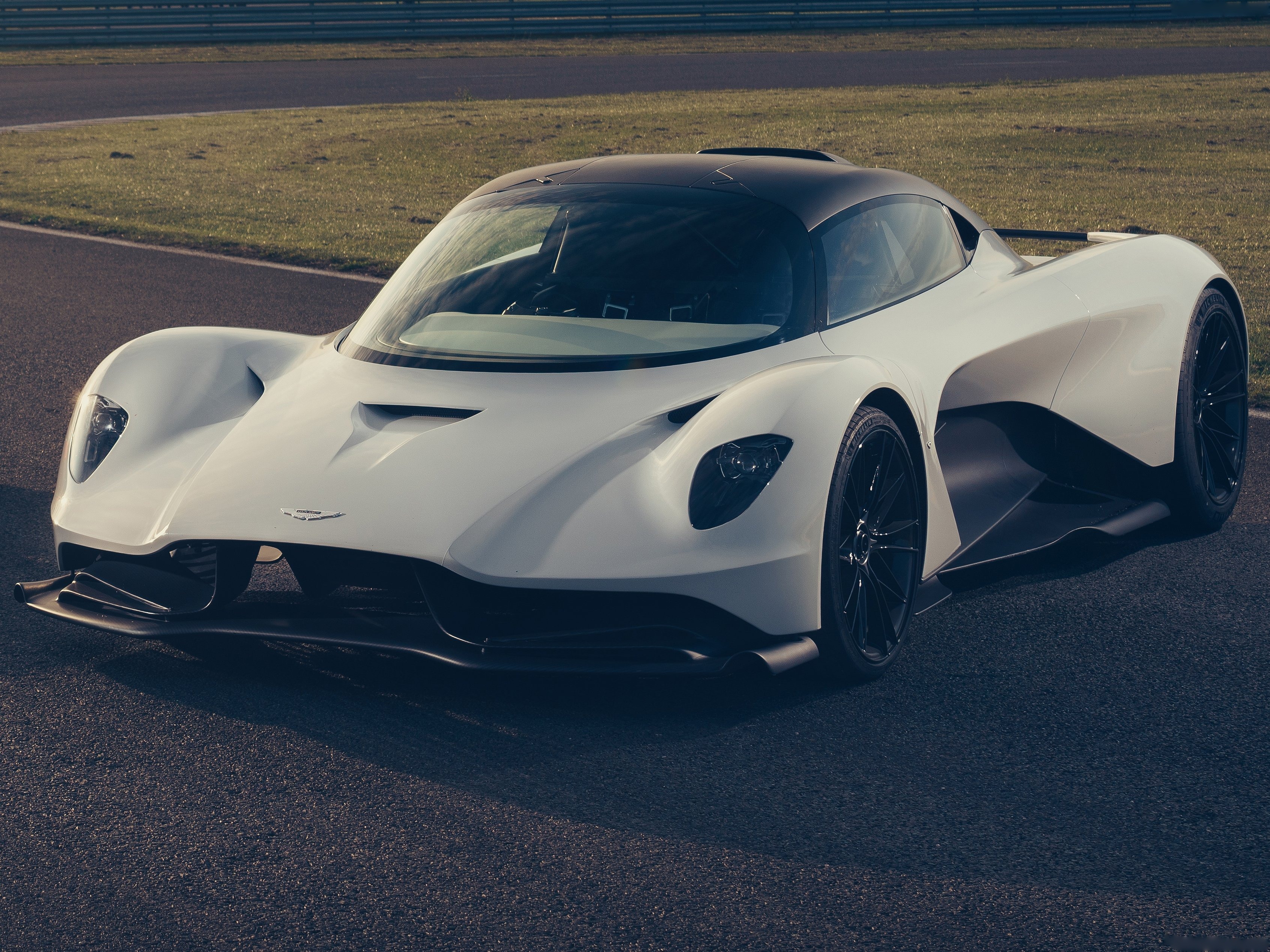 Aston Martin Valhalla Concept (2019)
