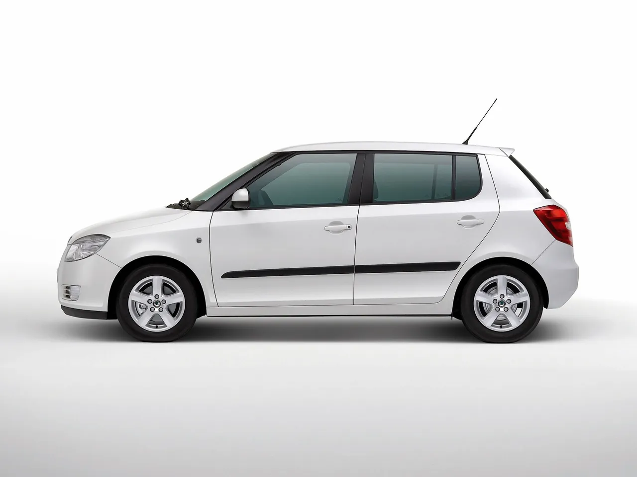 Skoda Fabia GreenLine (2008) – boční profil