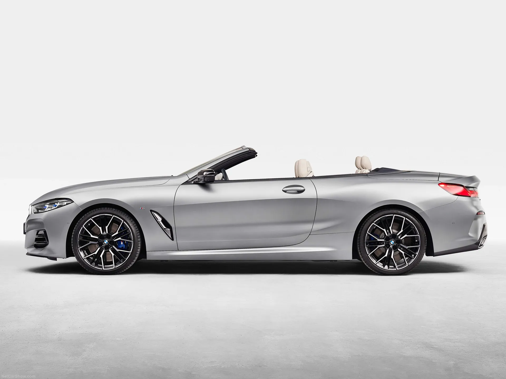 BMW 8-Series Convertible (2023) - Side Profile