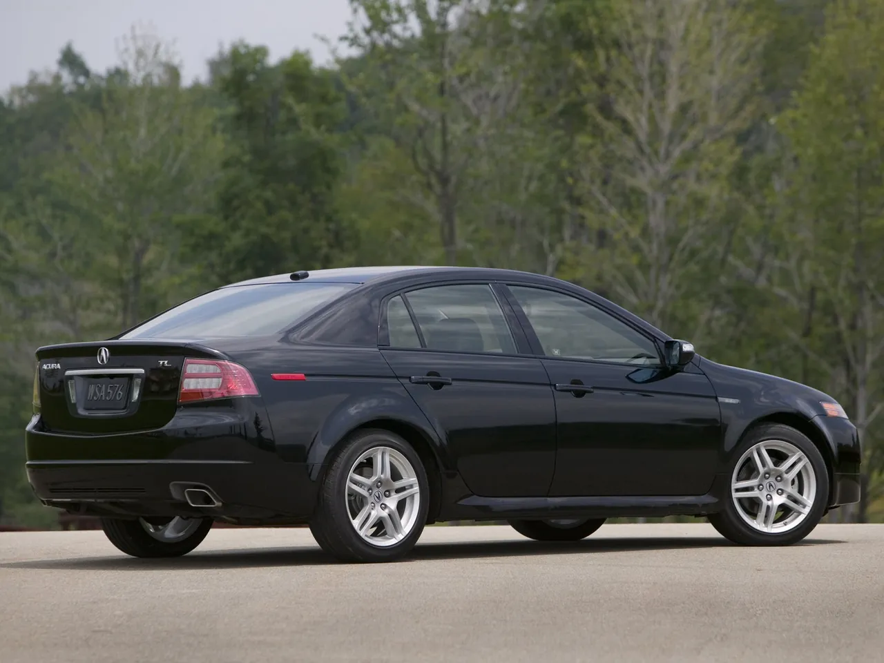Acura TL (2007) - Rear Three-Quarter