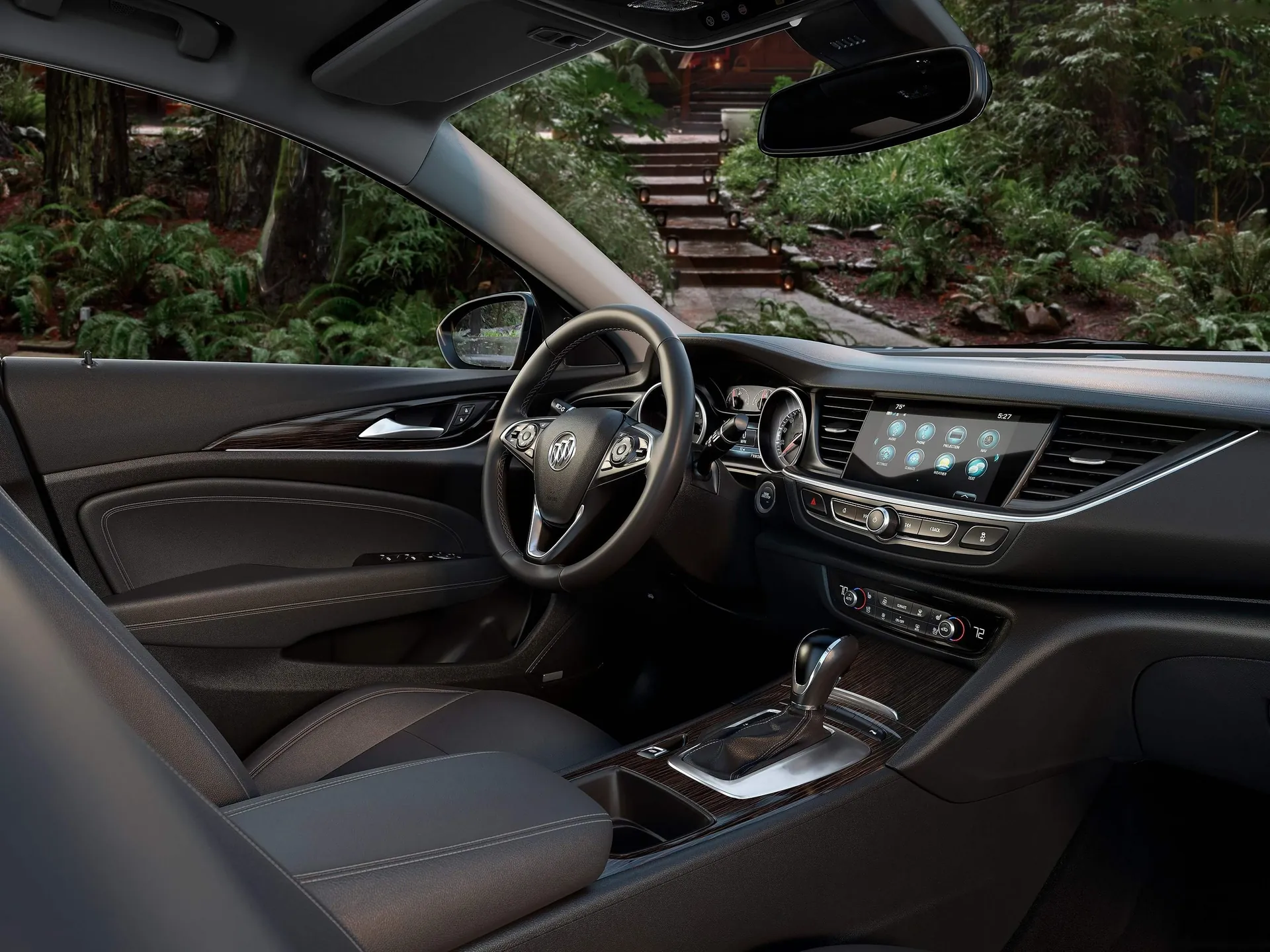 Buick Regal TourX (2018) – interiér
