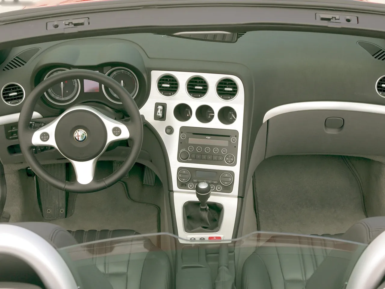 Alfa Romeo Spider (2006) – interiér