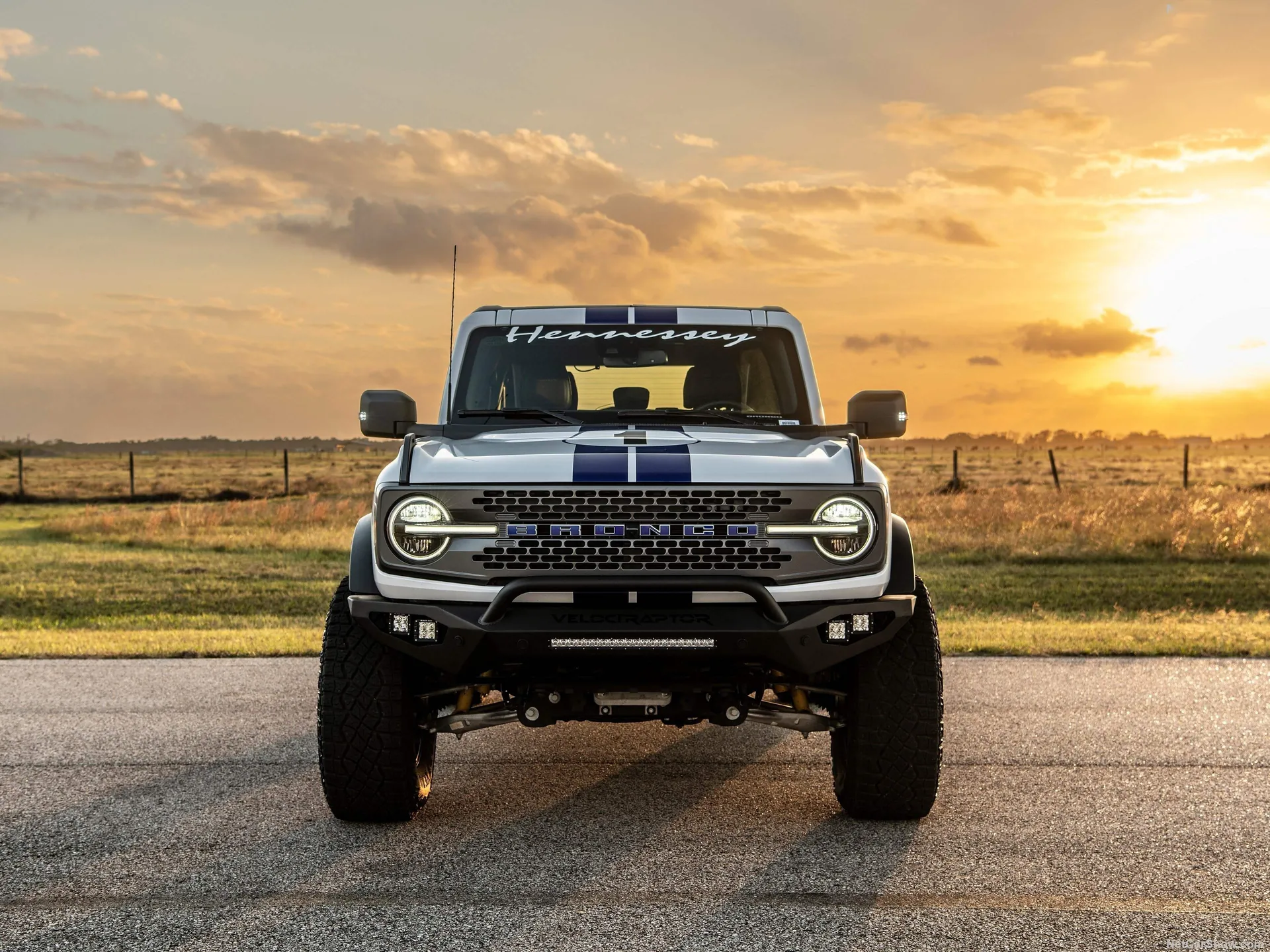 Hennessey VelociRaptor 400 Bronco (2022) – zepředu