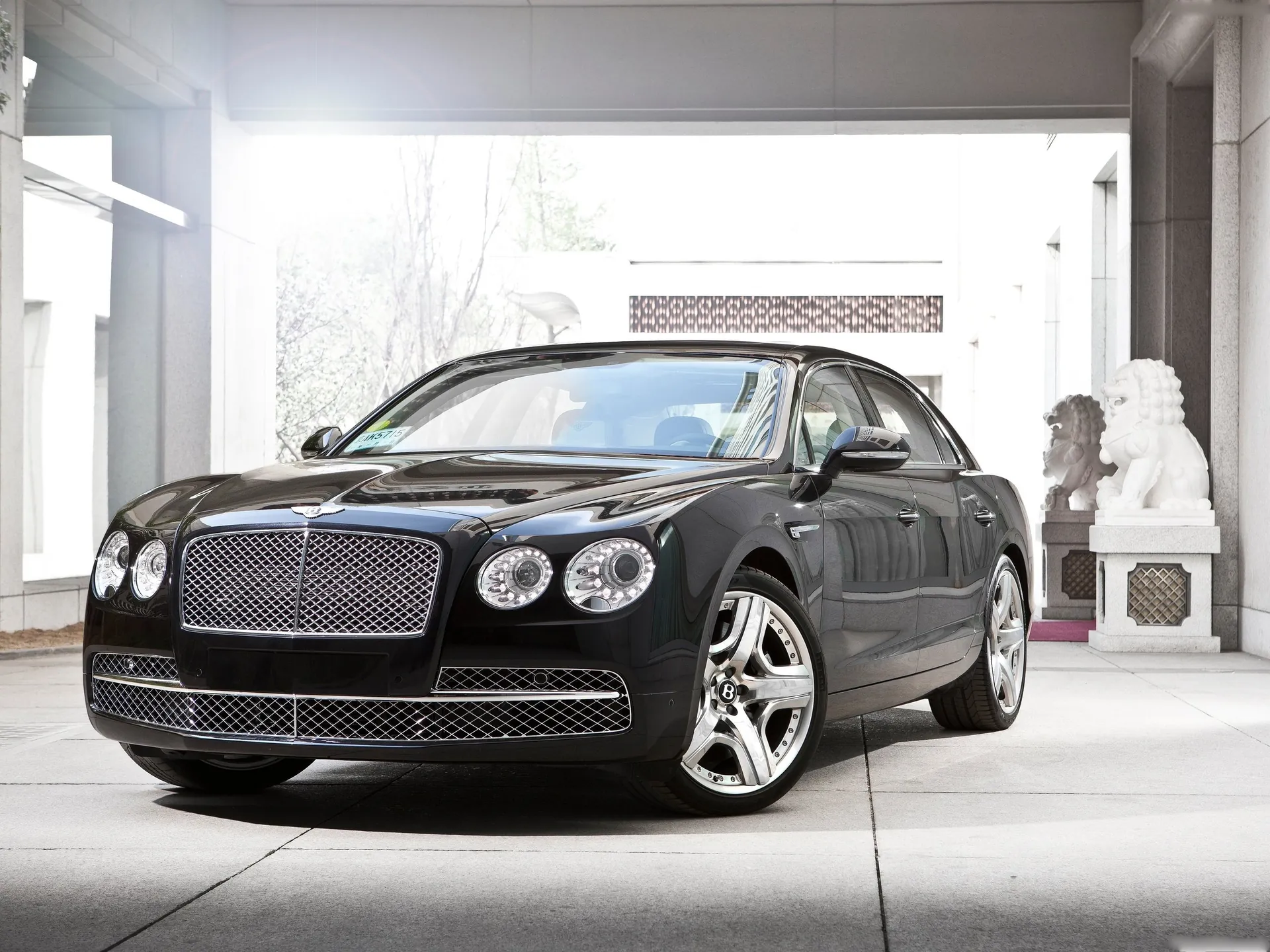 Bentley Flying Spur (2014)