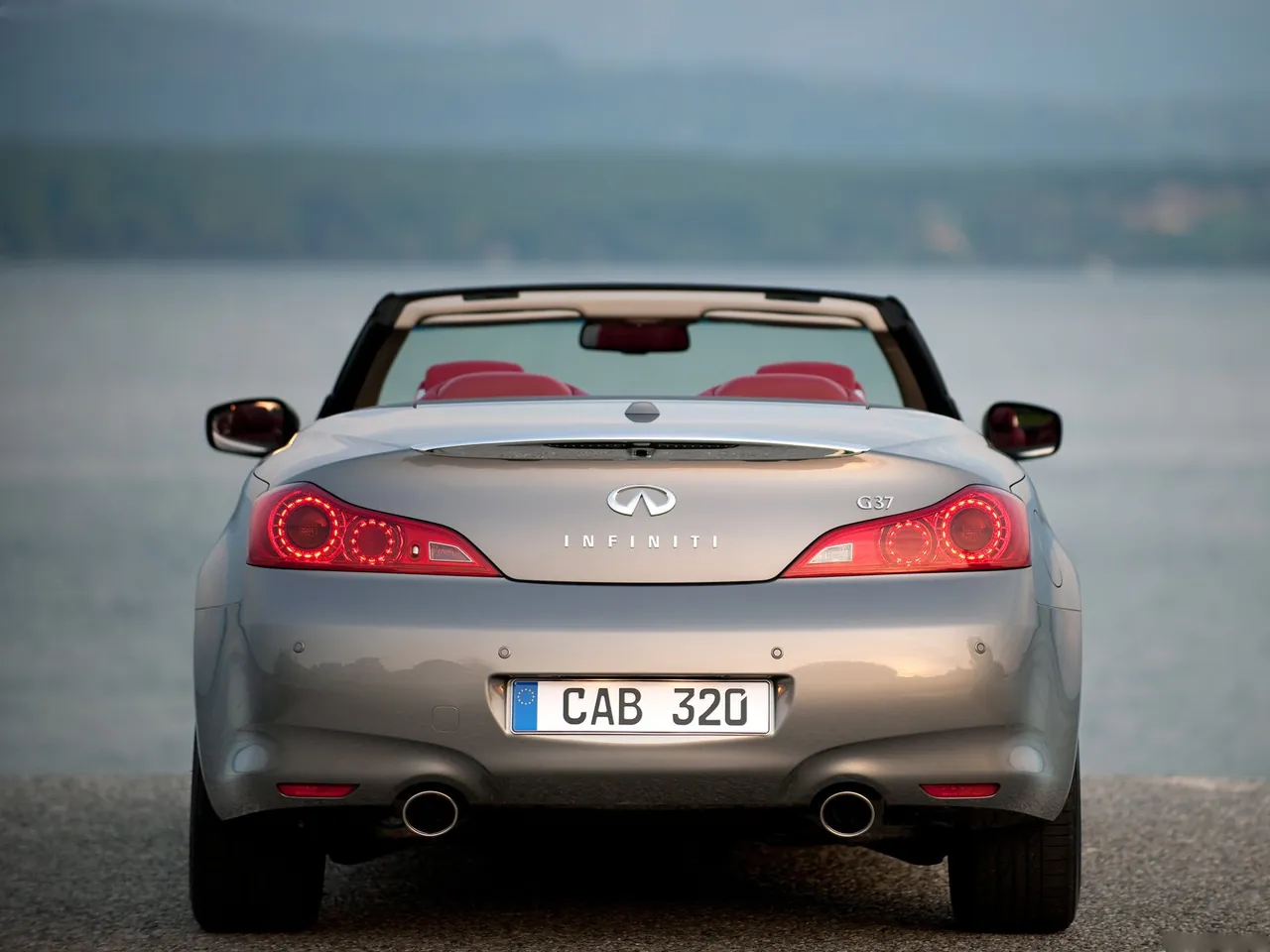 Infiniti G37 Convertible (2009) – zezadu