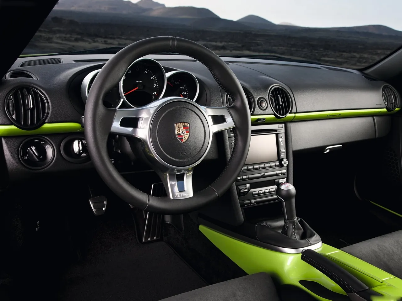 Porsche Cayman R (2011) – interiér