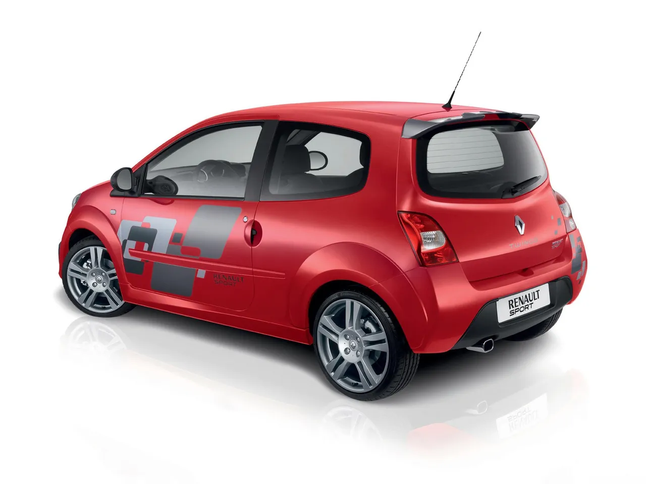 Renault Twingo RS (2009) – zadní tříčtvrteční pohled