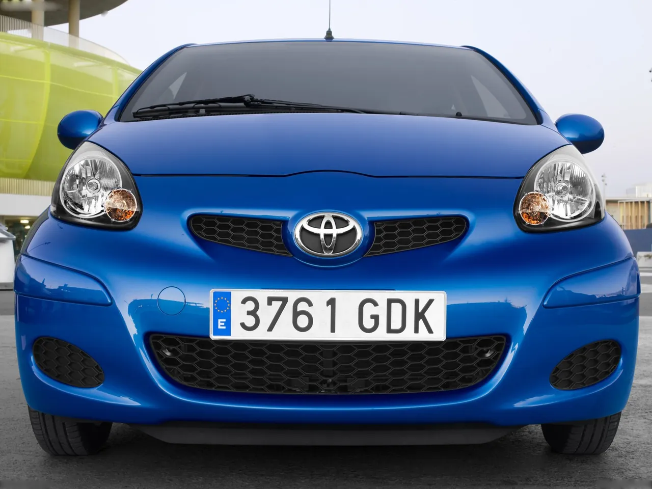 Toyota Aygo (2009) - Front