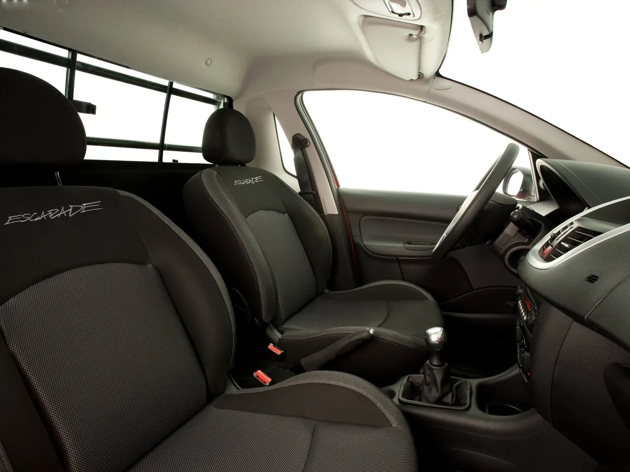 Peugeot Hoggar (2011) – interiér