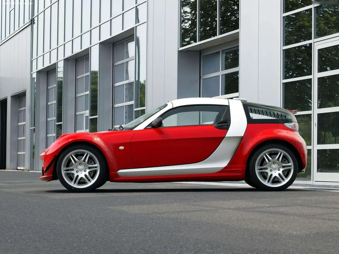 Brabus Smart Roadster Coupe V6 biturbo (2003) – boční profil