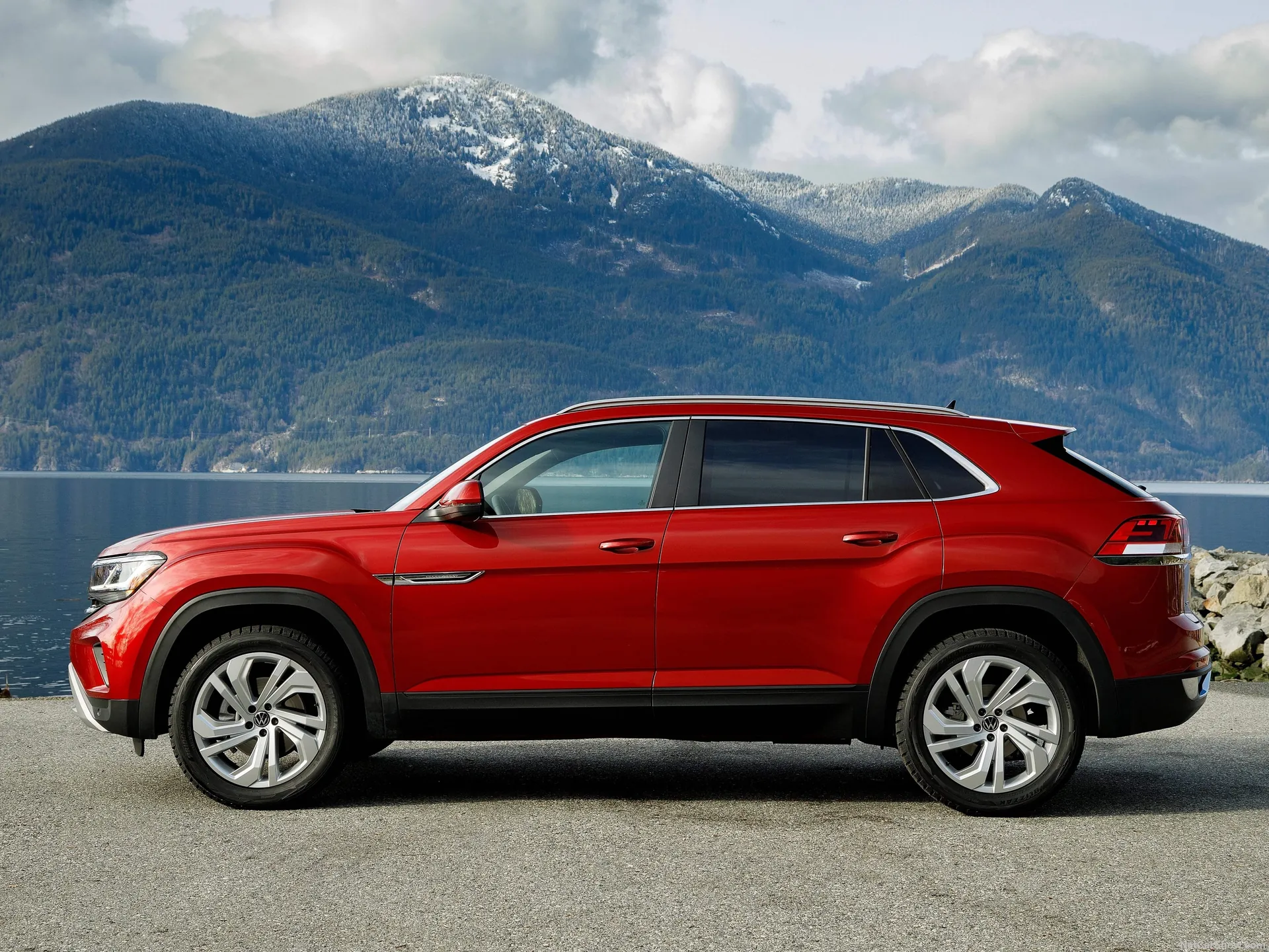 Volkswagen Atlas Cross Sport (2020) - Side Profile