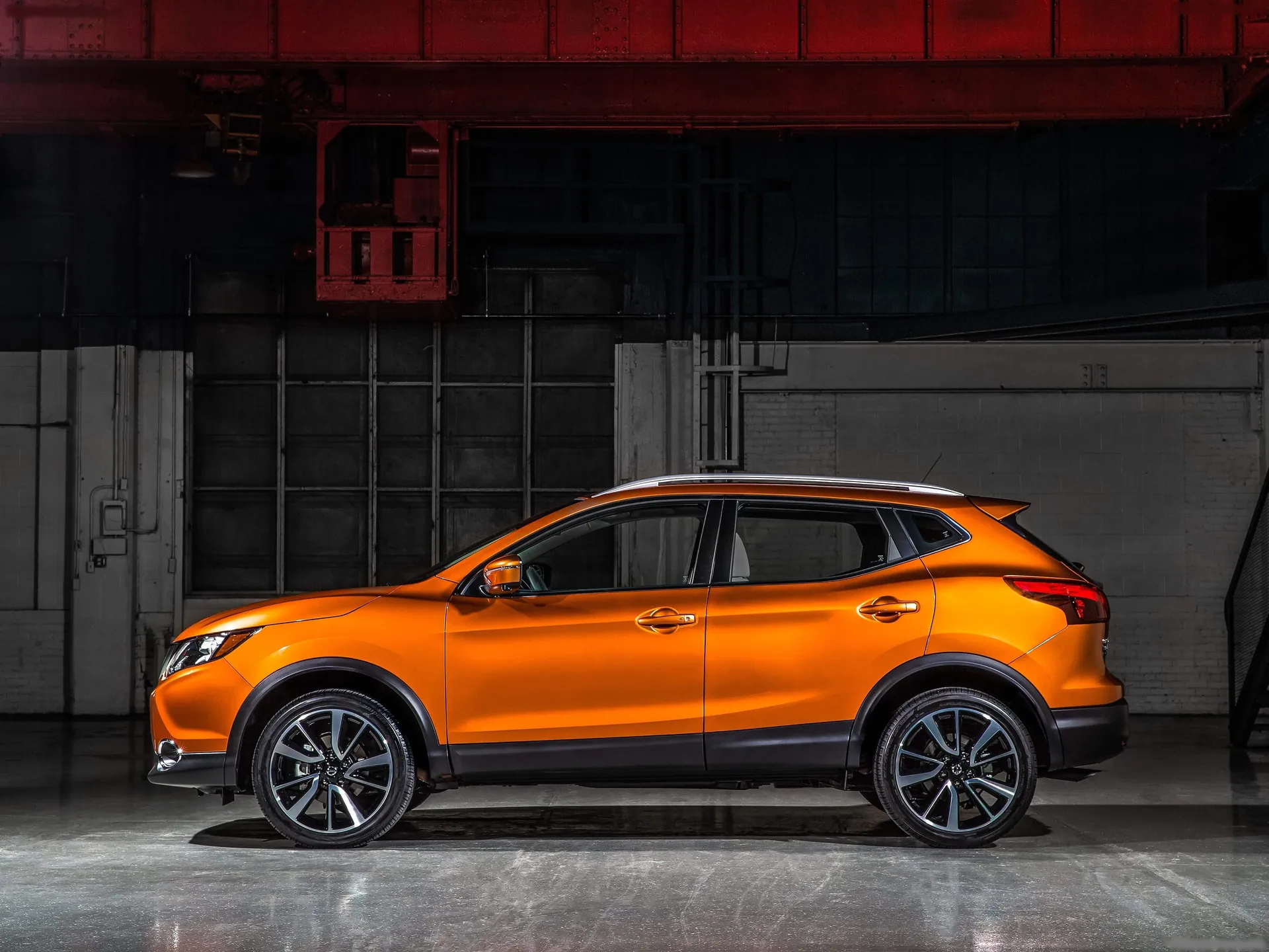 Nissan Rogue Sport (2017) – boční profil