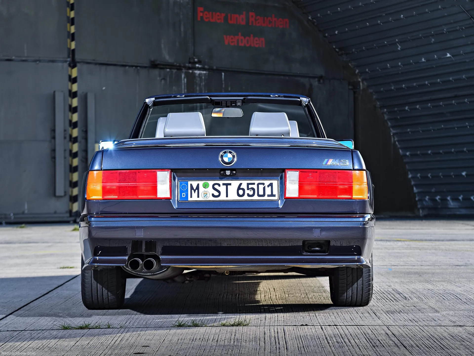BMW M3 Cabriolet (1988) – zezadu