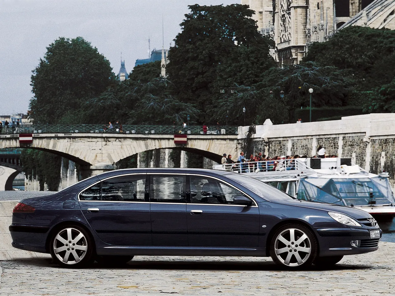 Peugeot 607 Paladine Concept (2000)