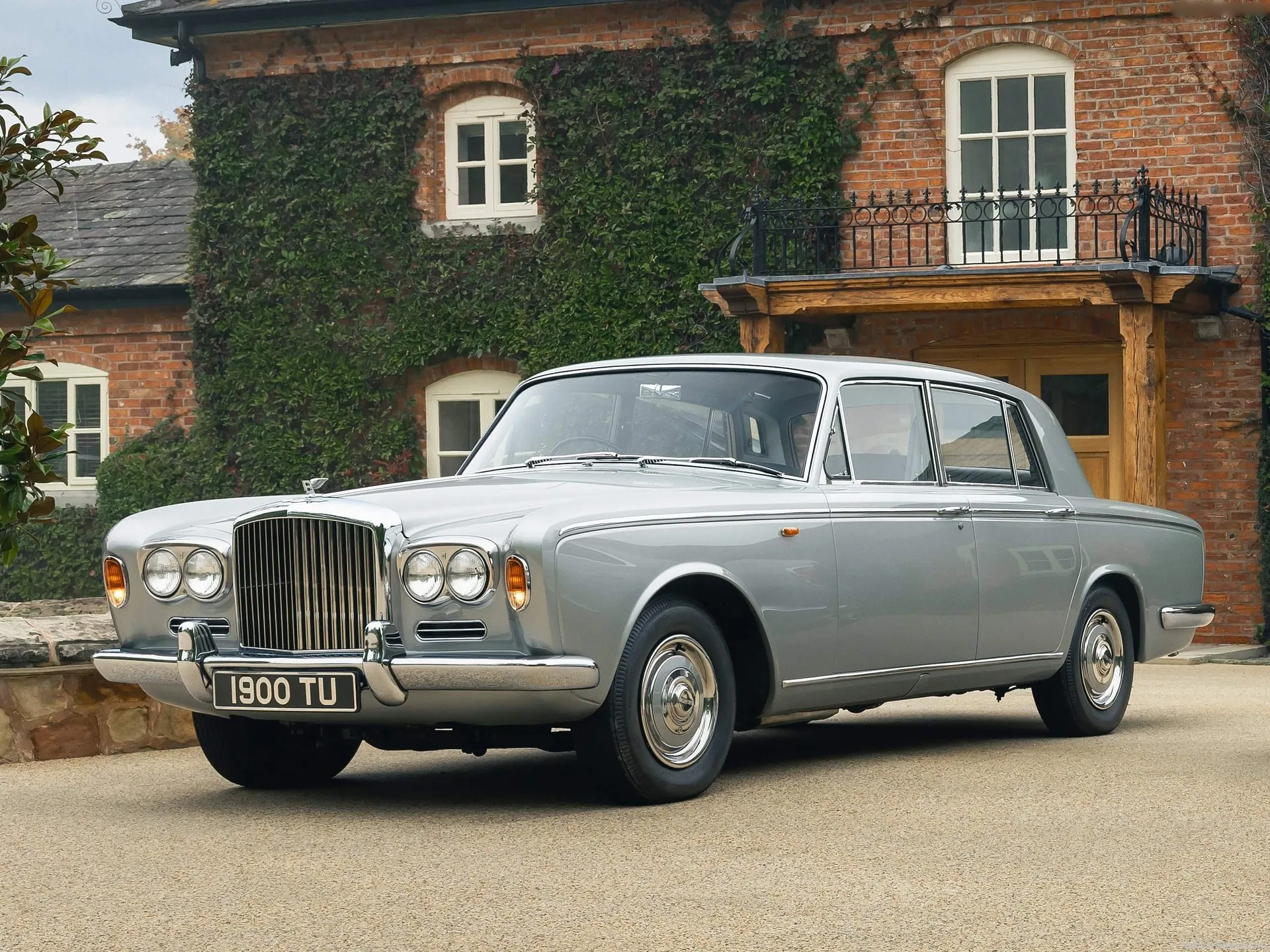 Bentley T-Series (1965)