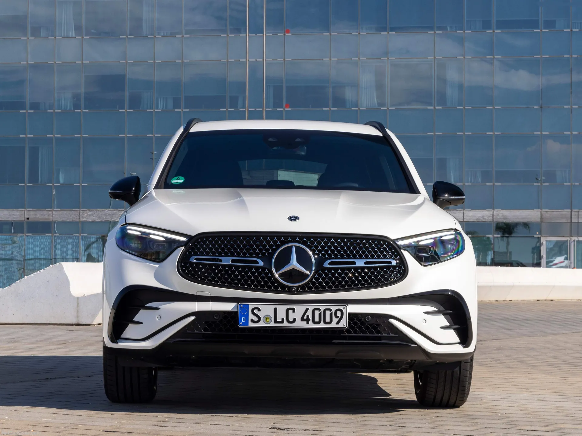 Mercedes-Benz GLC (2023) – zepředu
