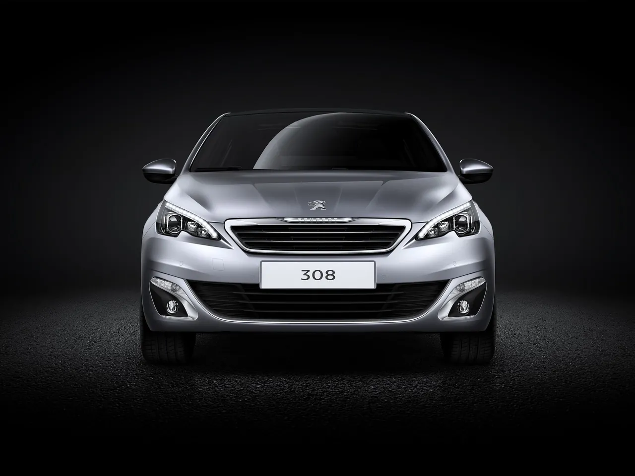 Peugeot 308 (2014) – zepředu