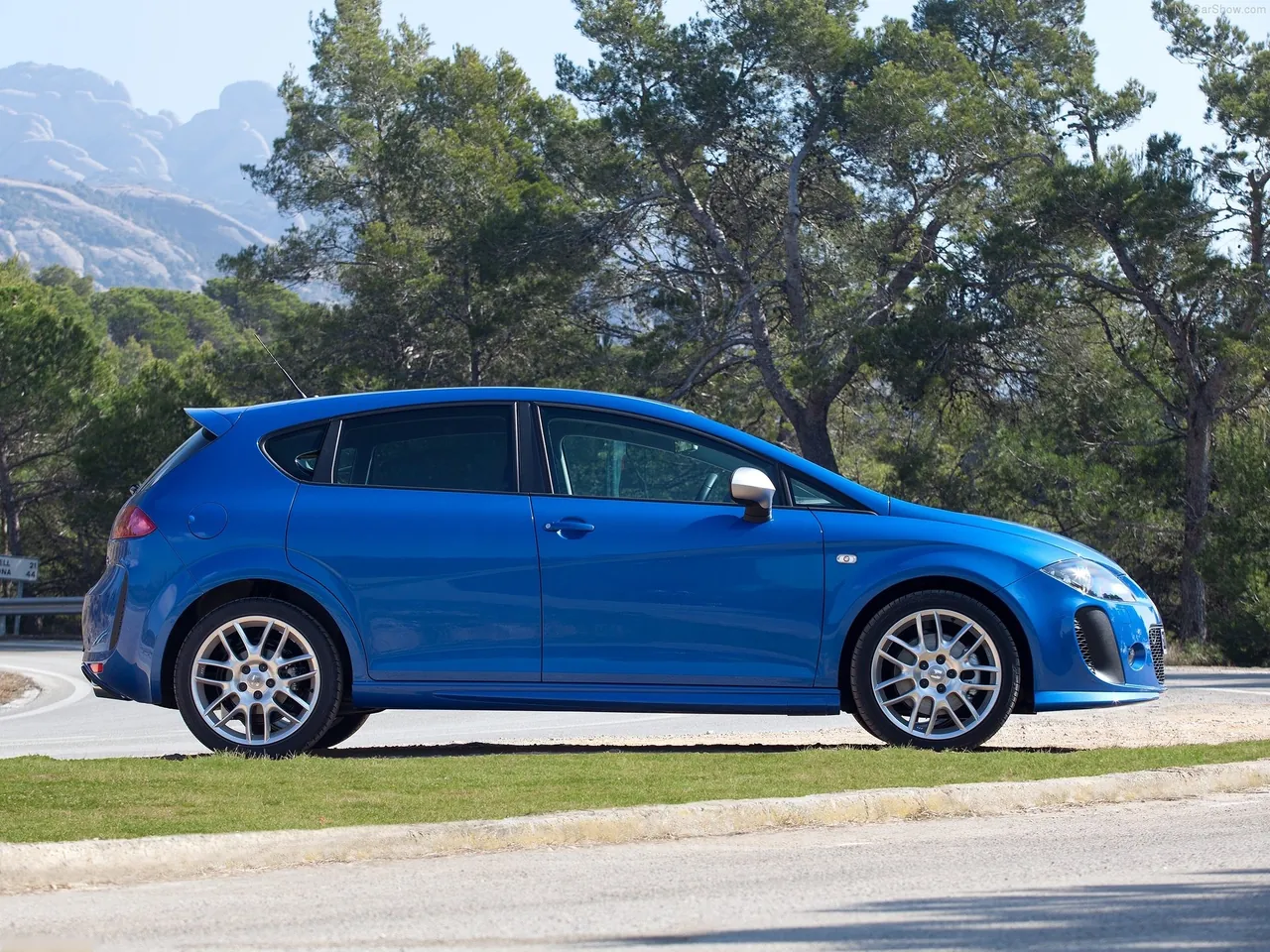 Seat Leon FR Supercopa (2012) – boční profil