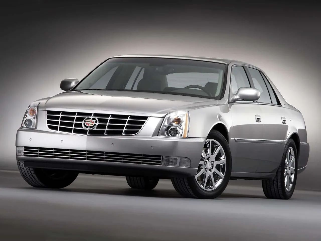Cadillac DTS (2006)