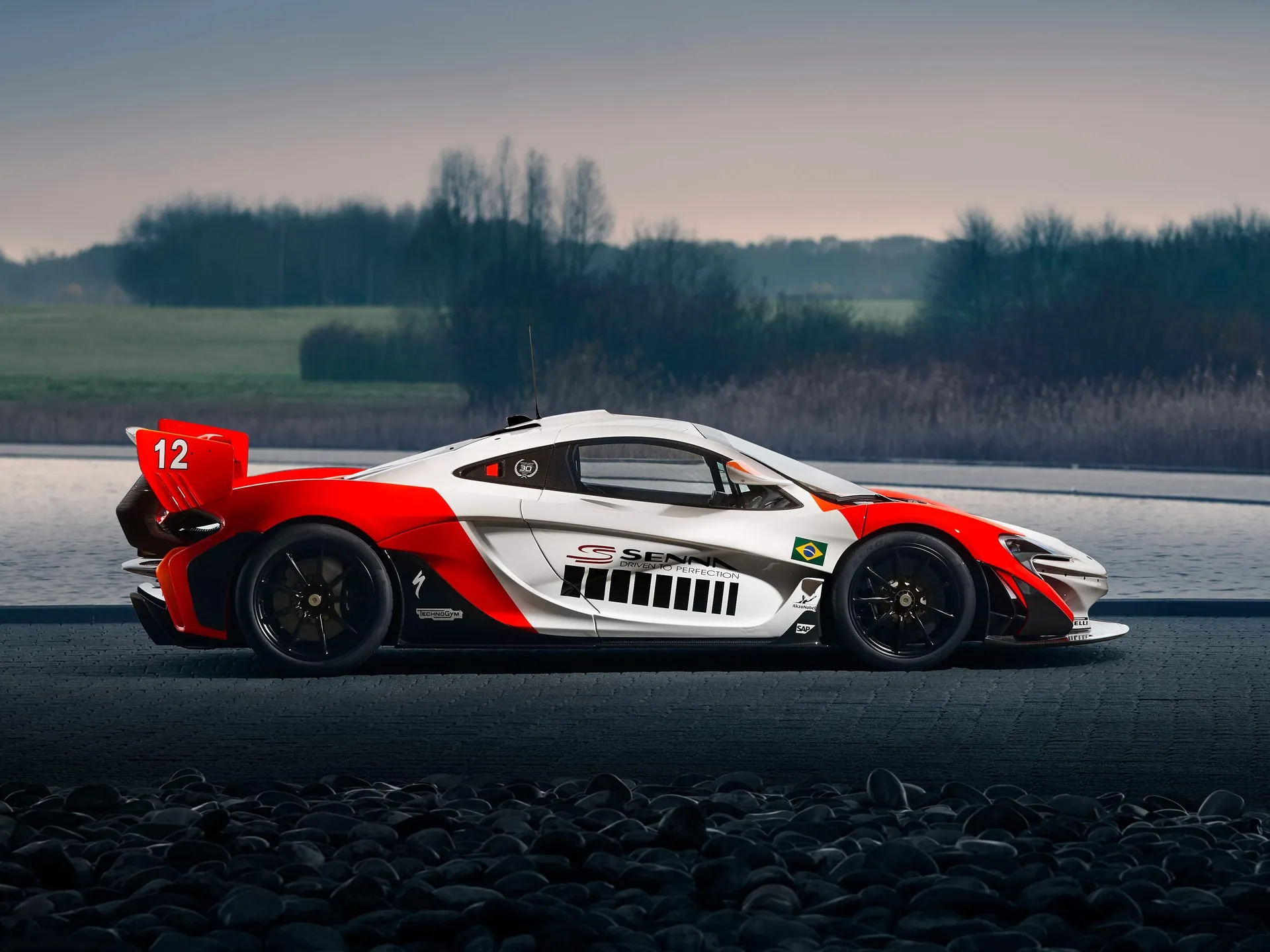 McLaren P1 GTR Senna (2018) – boční profil