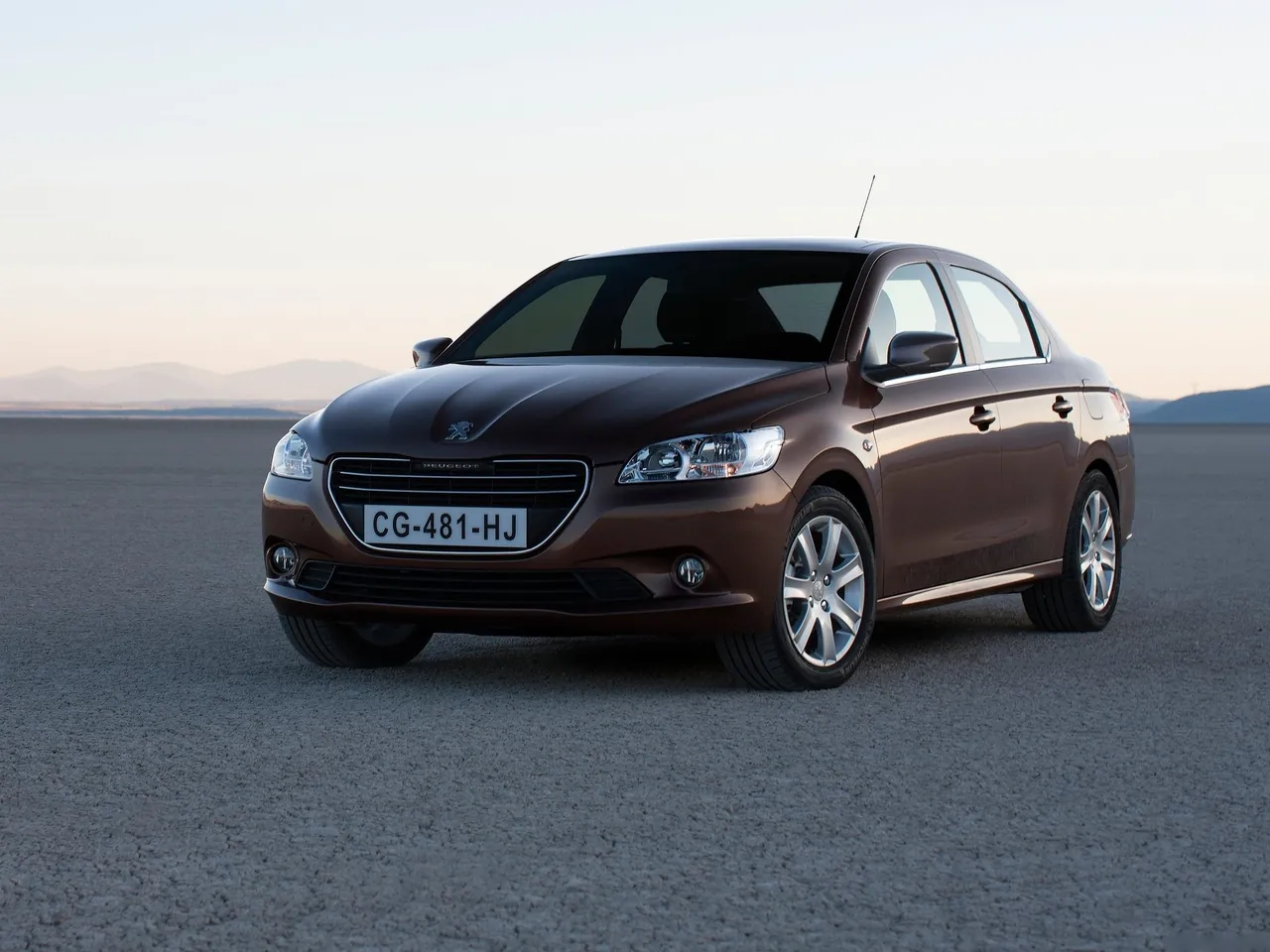 Peugeot 301 (2013)