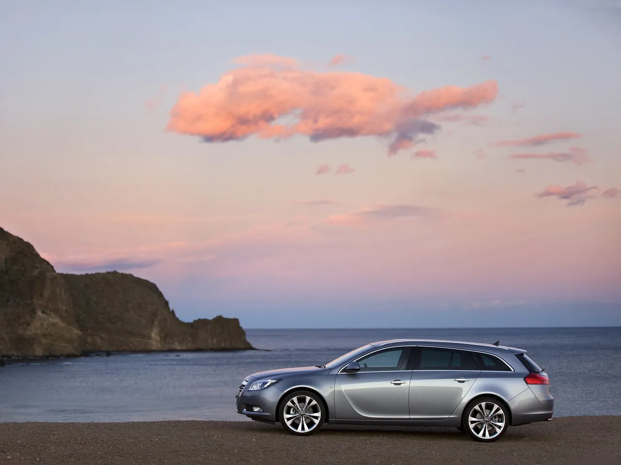 Opel Insignia Sports Tourer (2010) – boční profil
