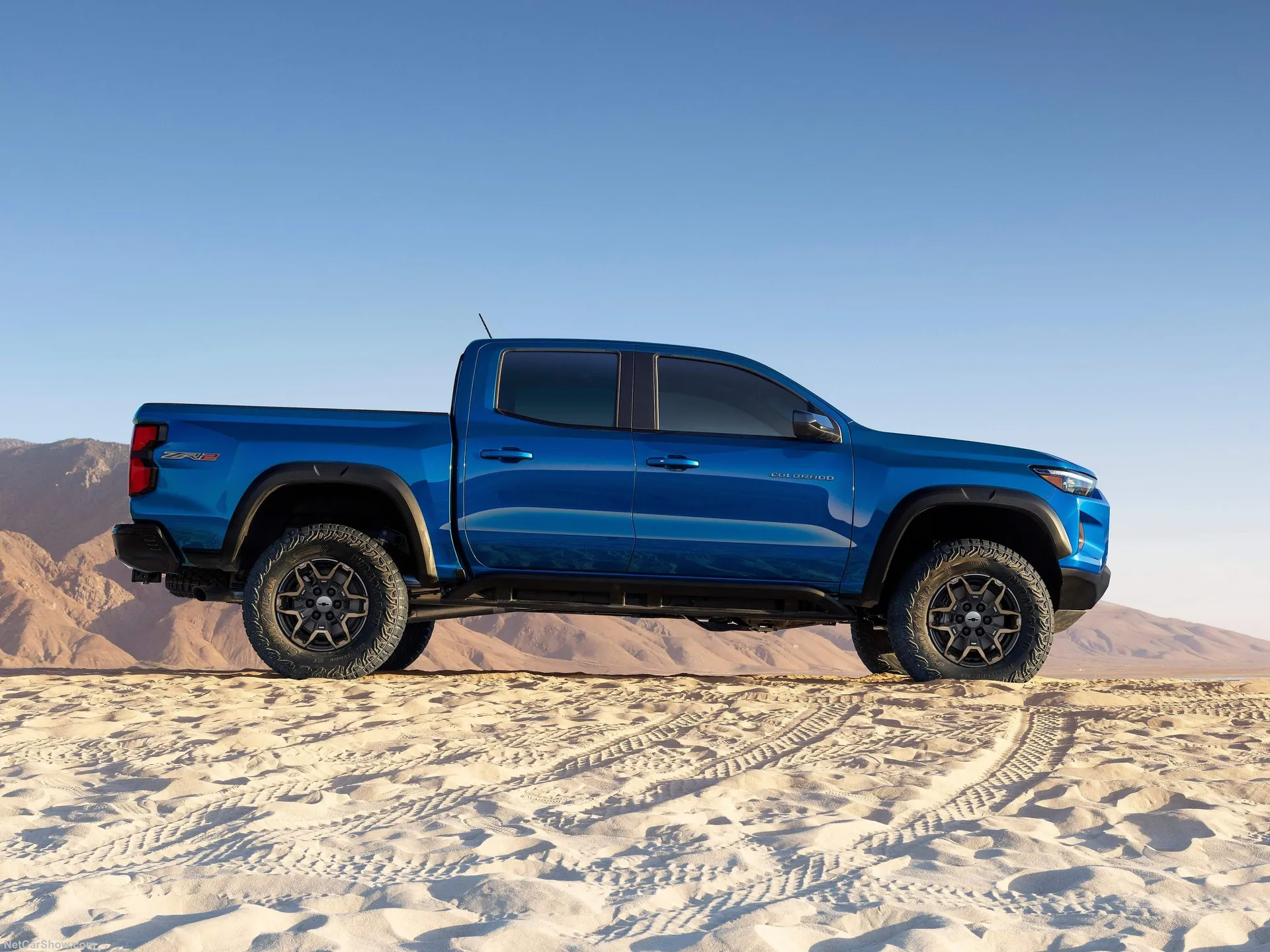 Chevrolet Colorado ZR2 (2023) – boční profil