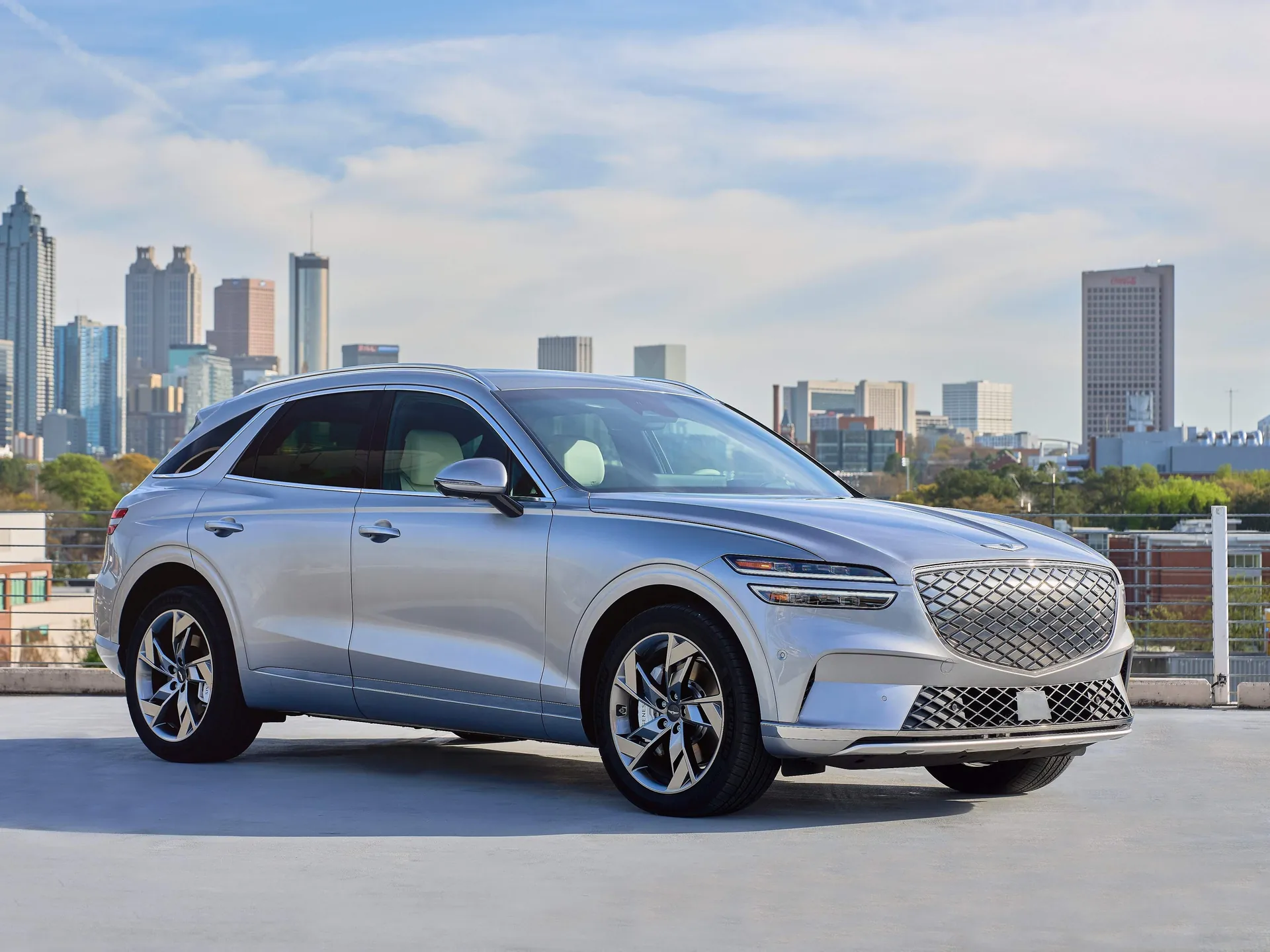 Genesis Electrified GV70 [US] (2023)