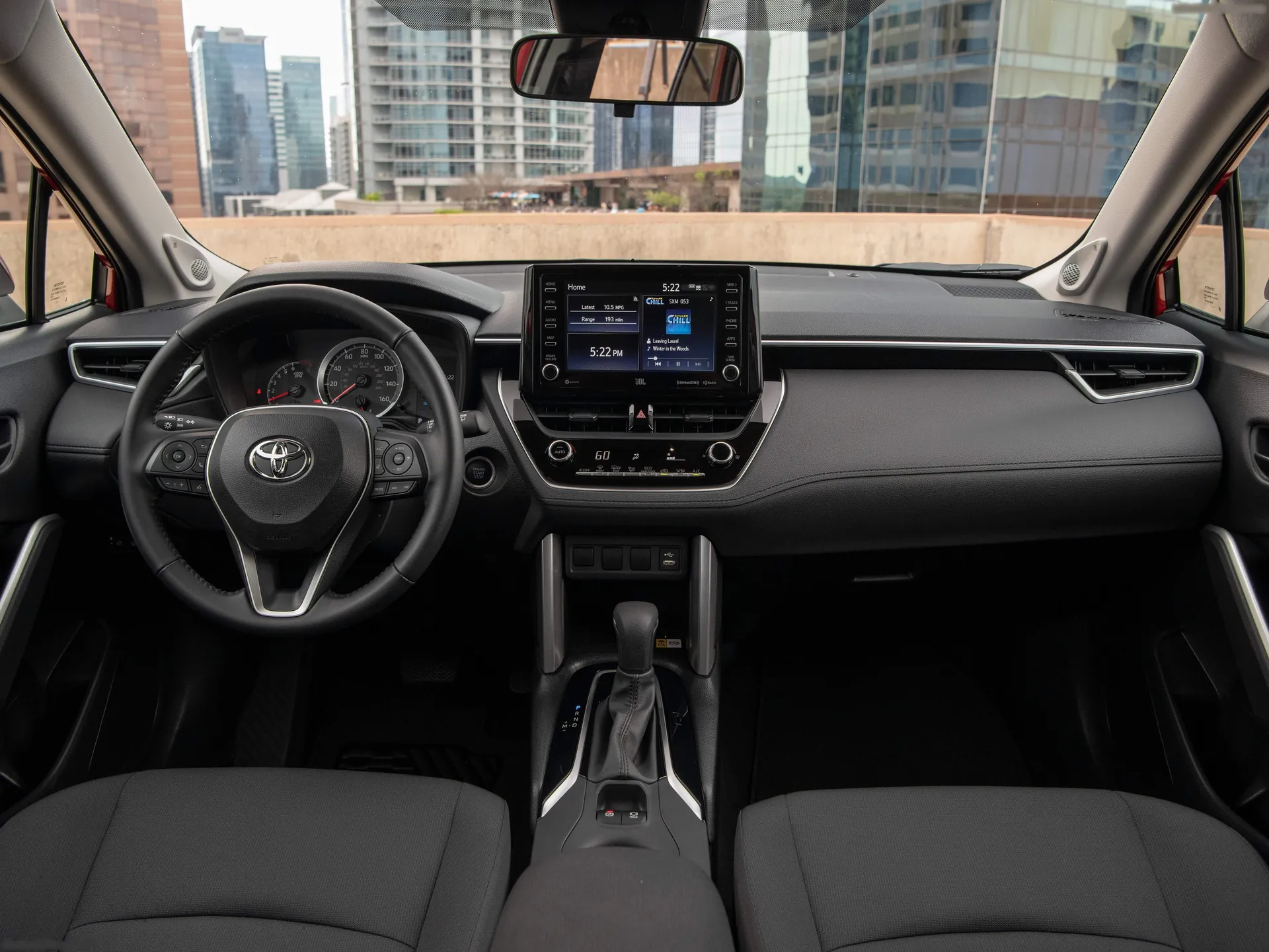 Toyota Corolla Cross [US] (2022) – interiér