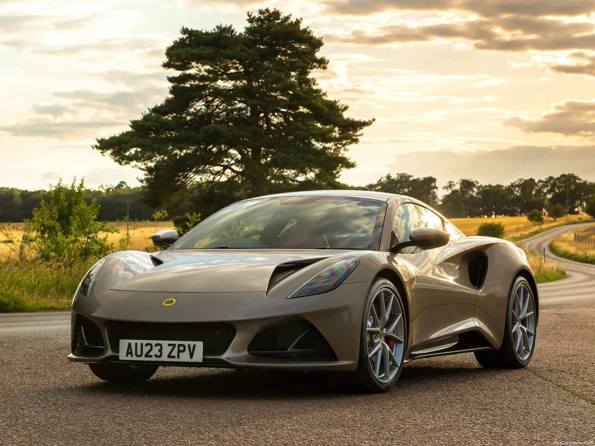 Lotus Emira i4 (2024)