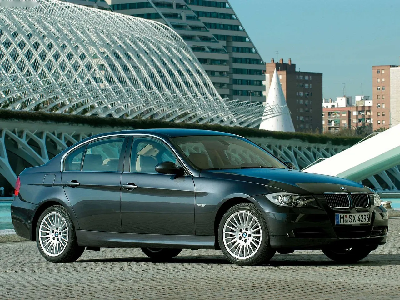 BMW 330i (2006)