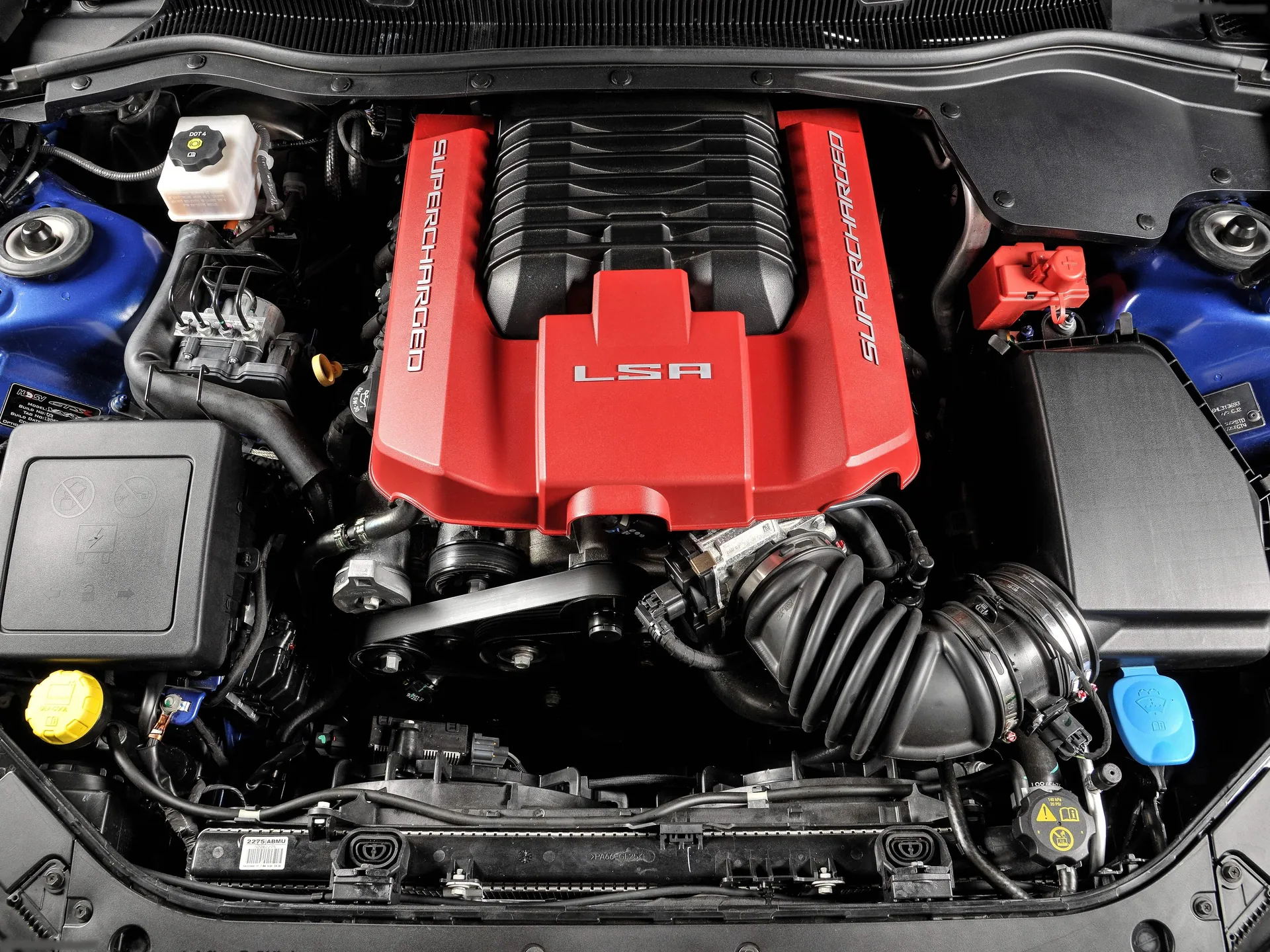 Vauxhall VXR8 GTS-R (2018) – motorový prostor