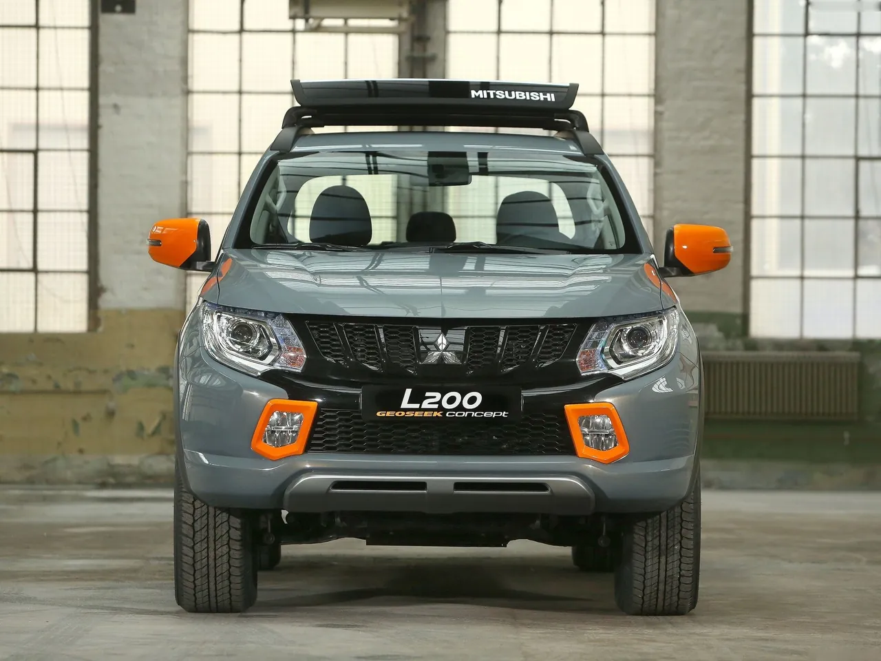 Mitsubishi L200 Geoseek Concept (2016) – zepředu