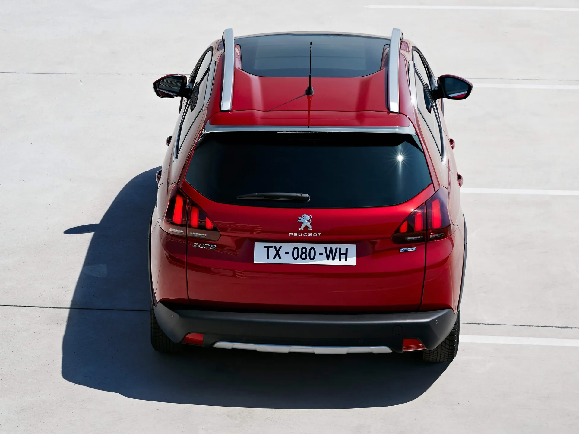 Peugeot 2008 (2017) – zezadu