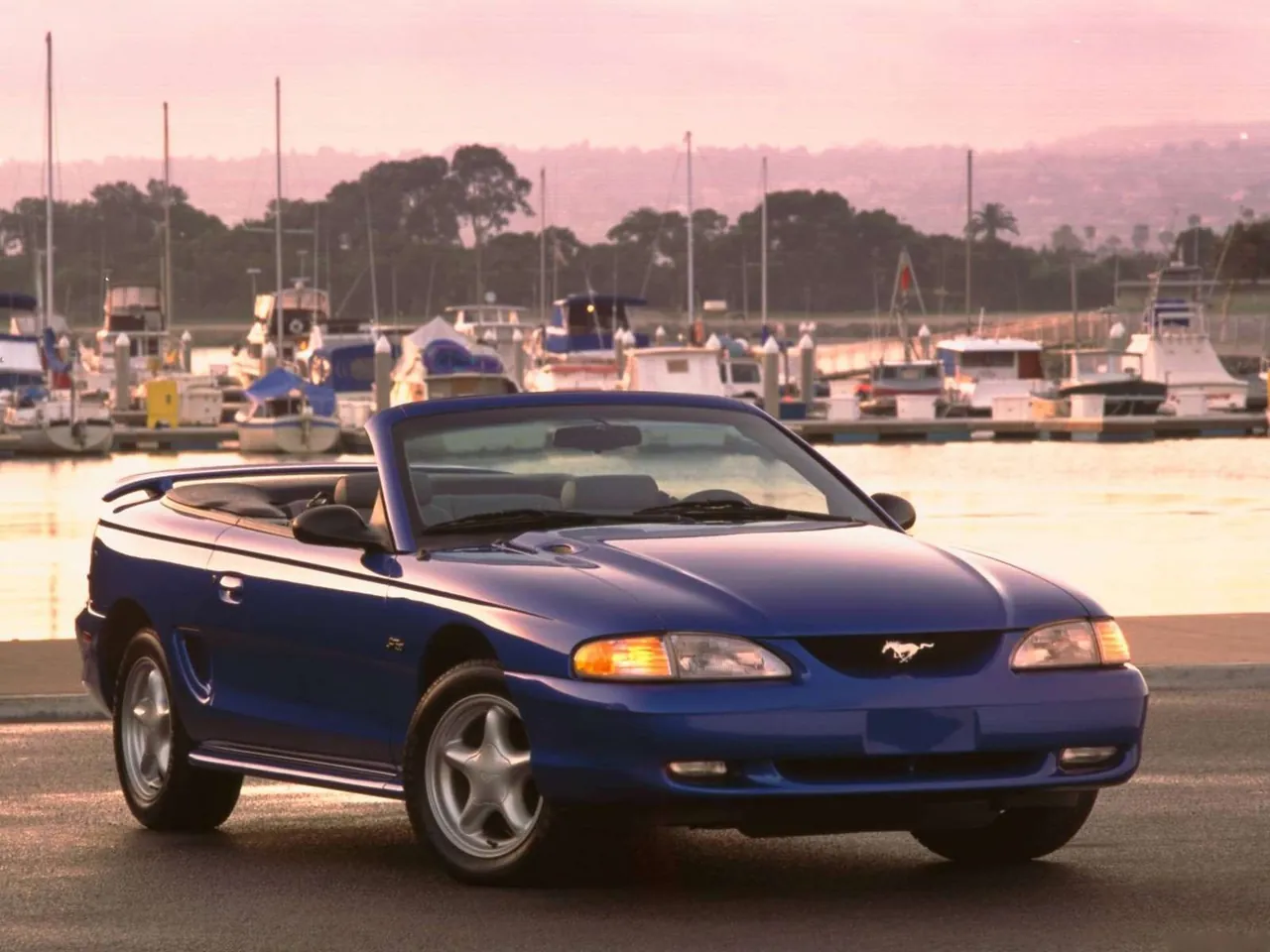 Ford Mustang GT (1998)