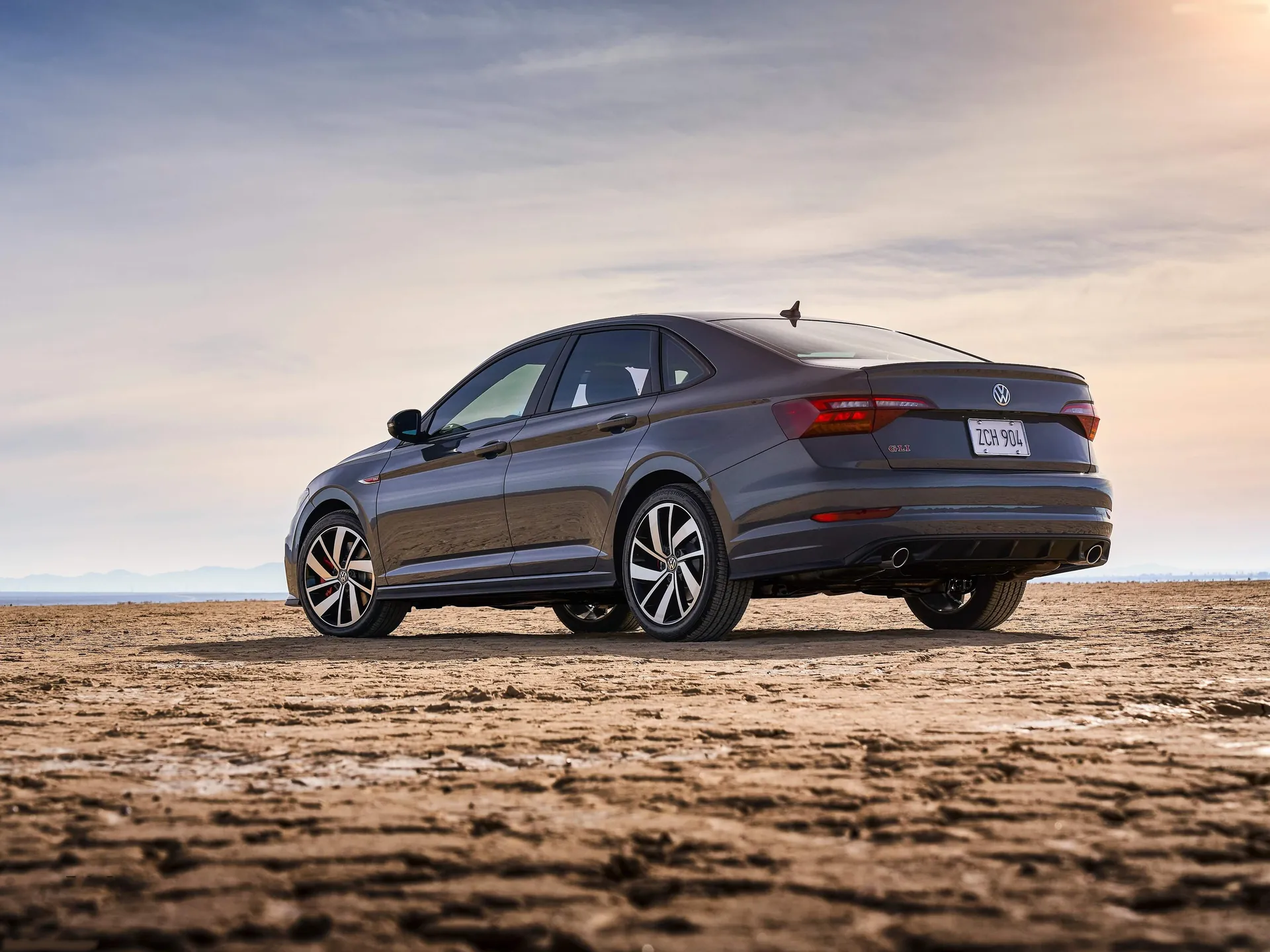 Volkswagen Jetta GLI (2019) - Rear Three-Quarter