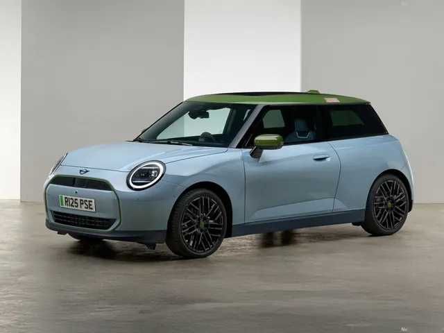 Mini Paul Smith Edition (2026)