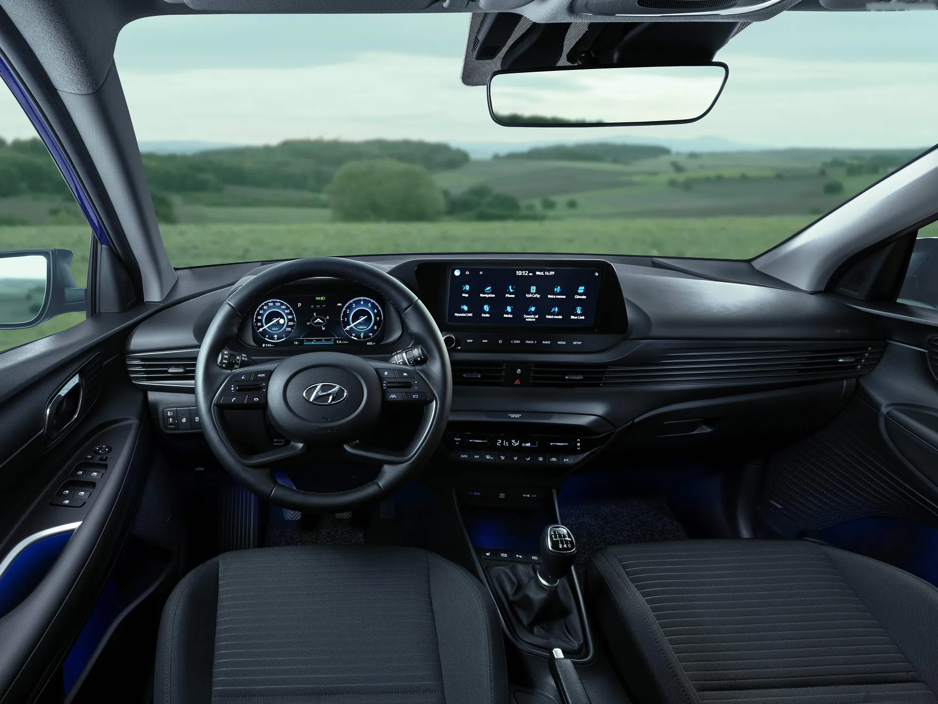 Hyundai i20 (2021) - Interior