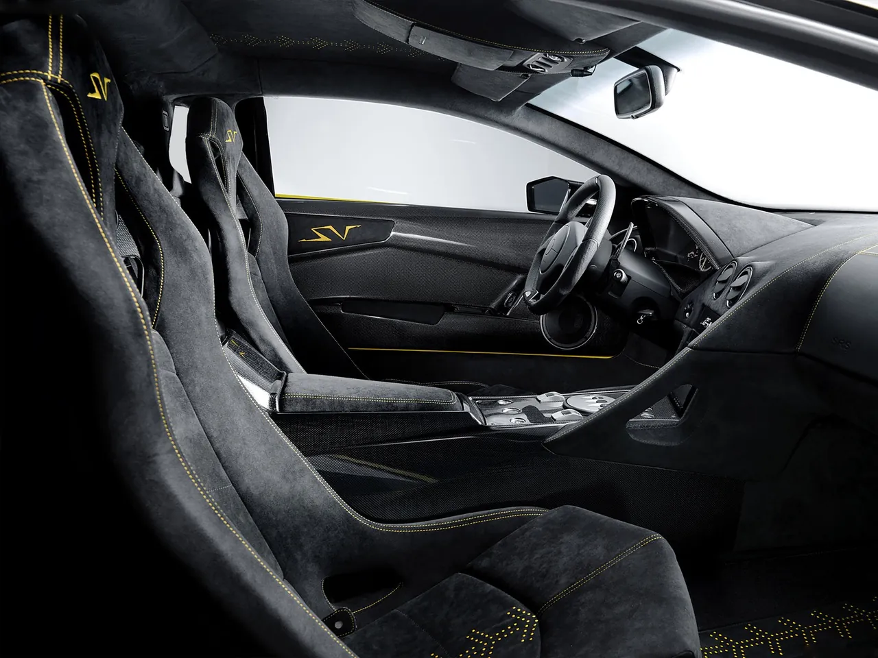 Lamborghini Murcielago LP670-4 SuperVeloce (2010) – interiér