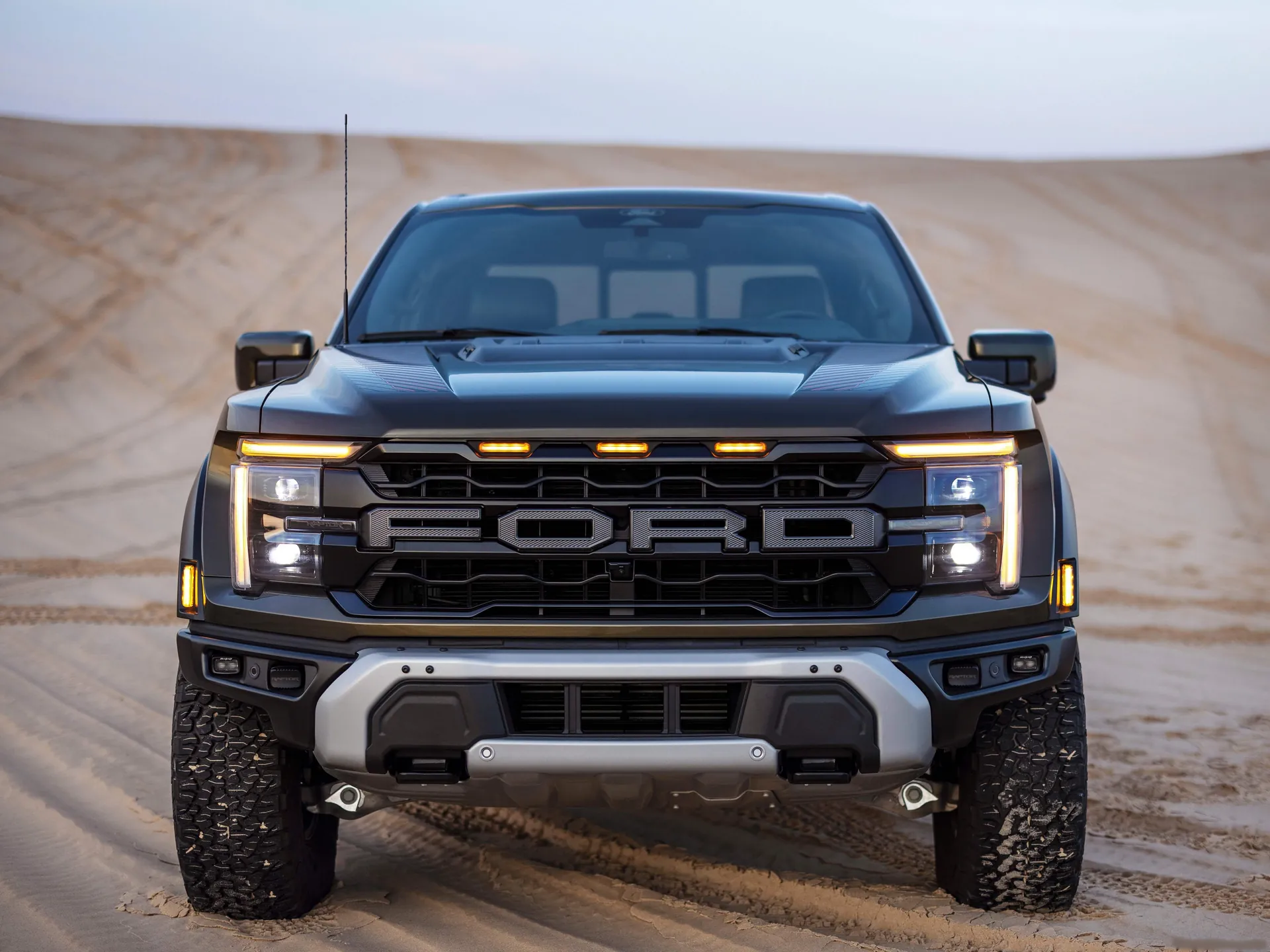 Ford F-150 Raptor (2024) – zepředu
