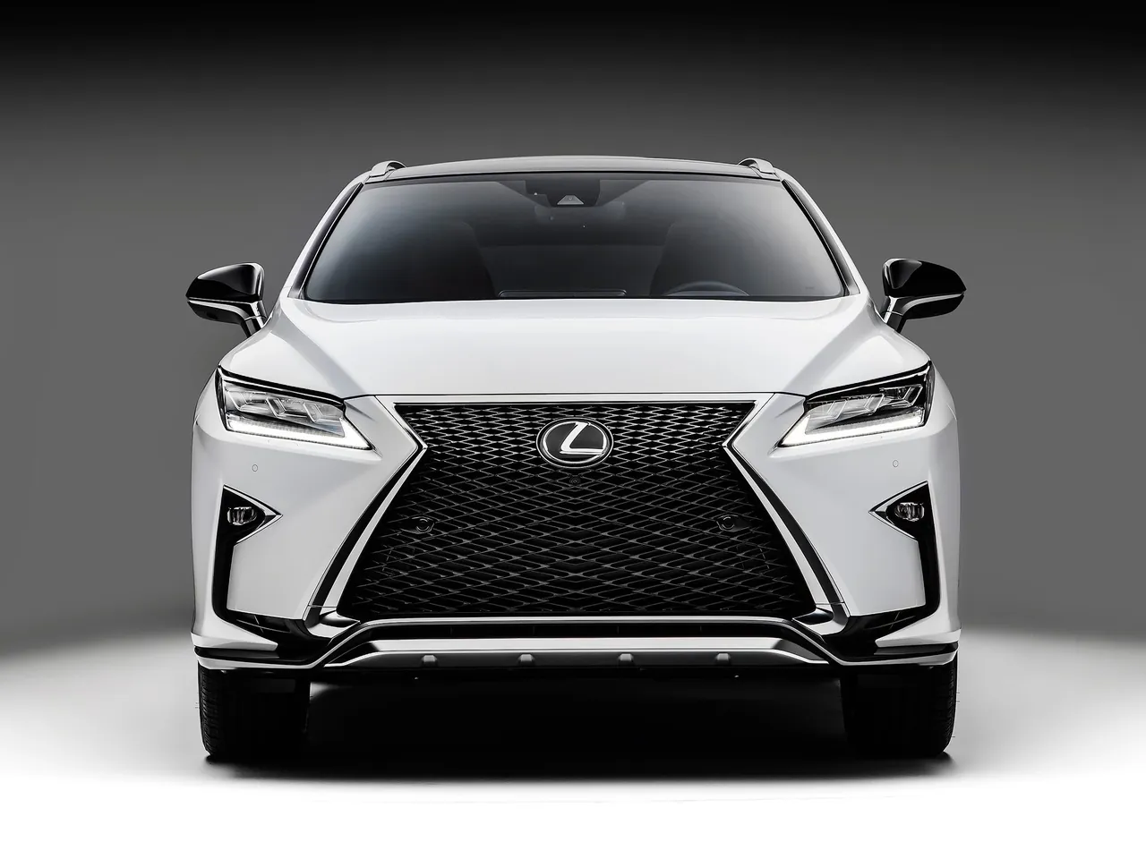 Lexus RX 350 F Sport (2016) - Front