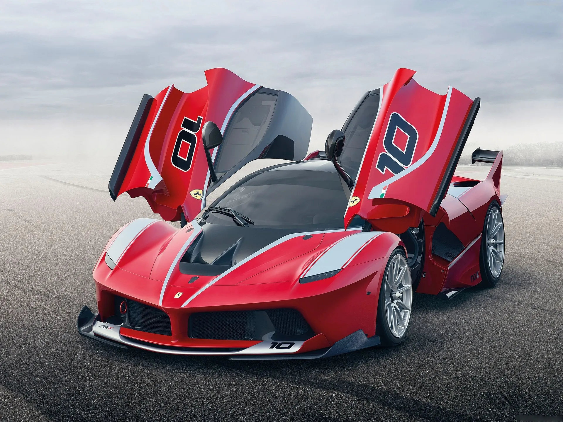 Ferrari FXX K (2015)