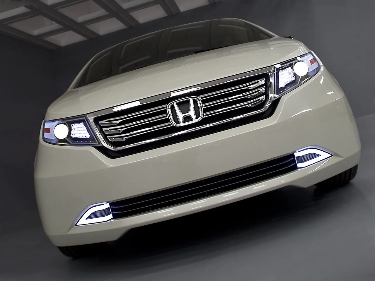 Honda Odyssey Concept (2010) – zepředu
