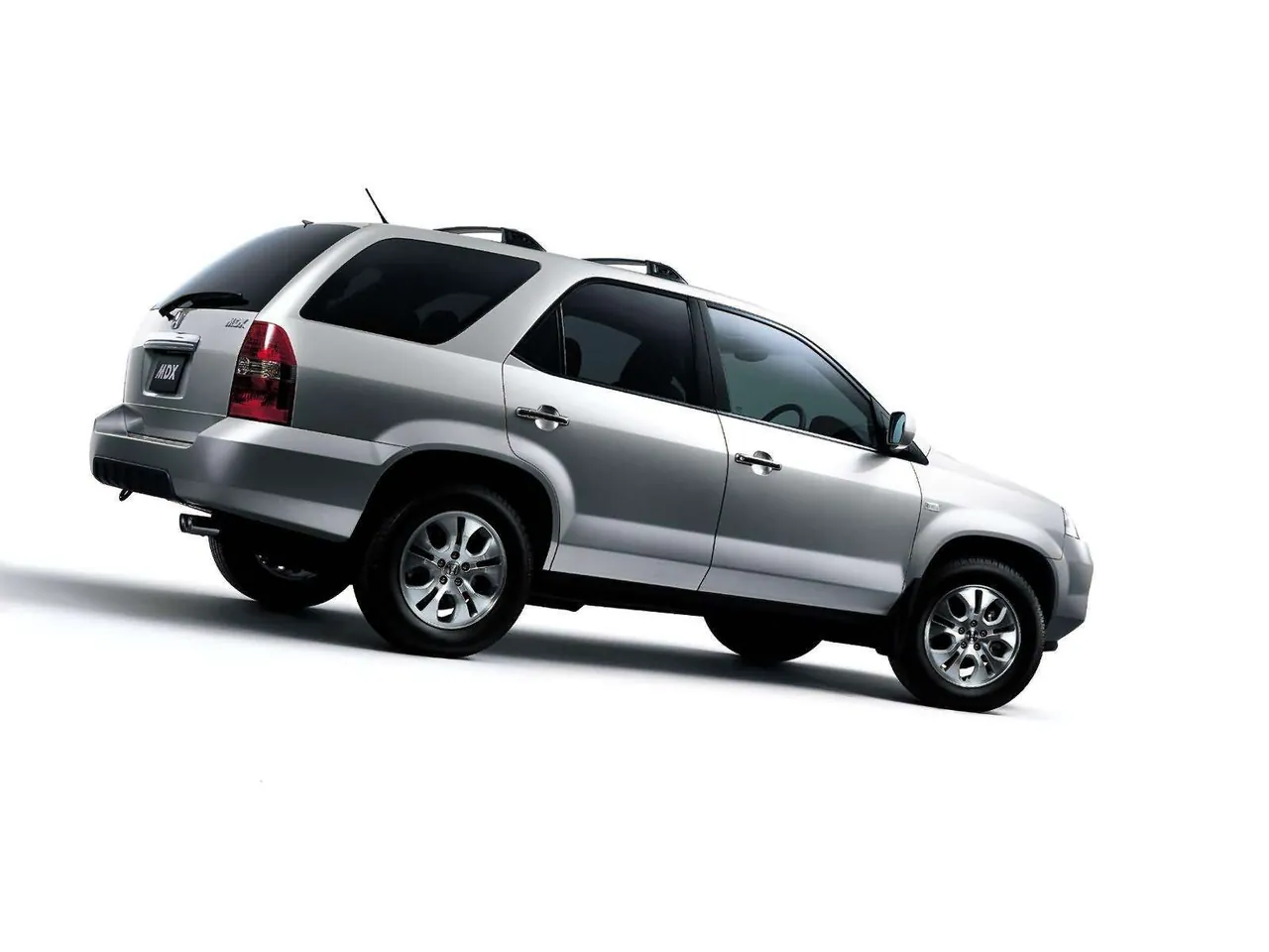 Honda MDX (2003) – zadní pohled