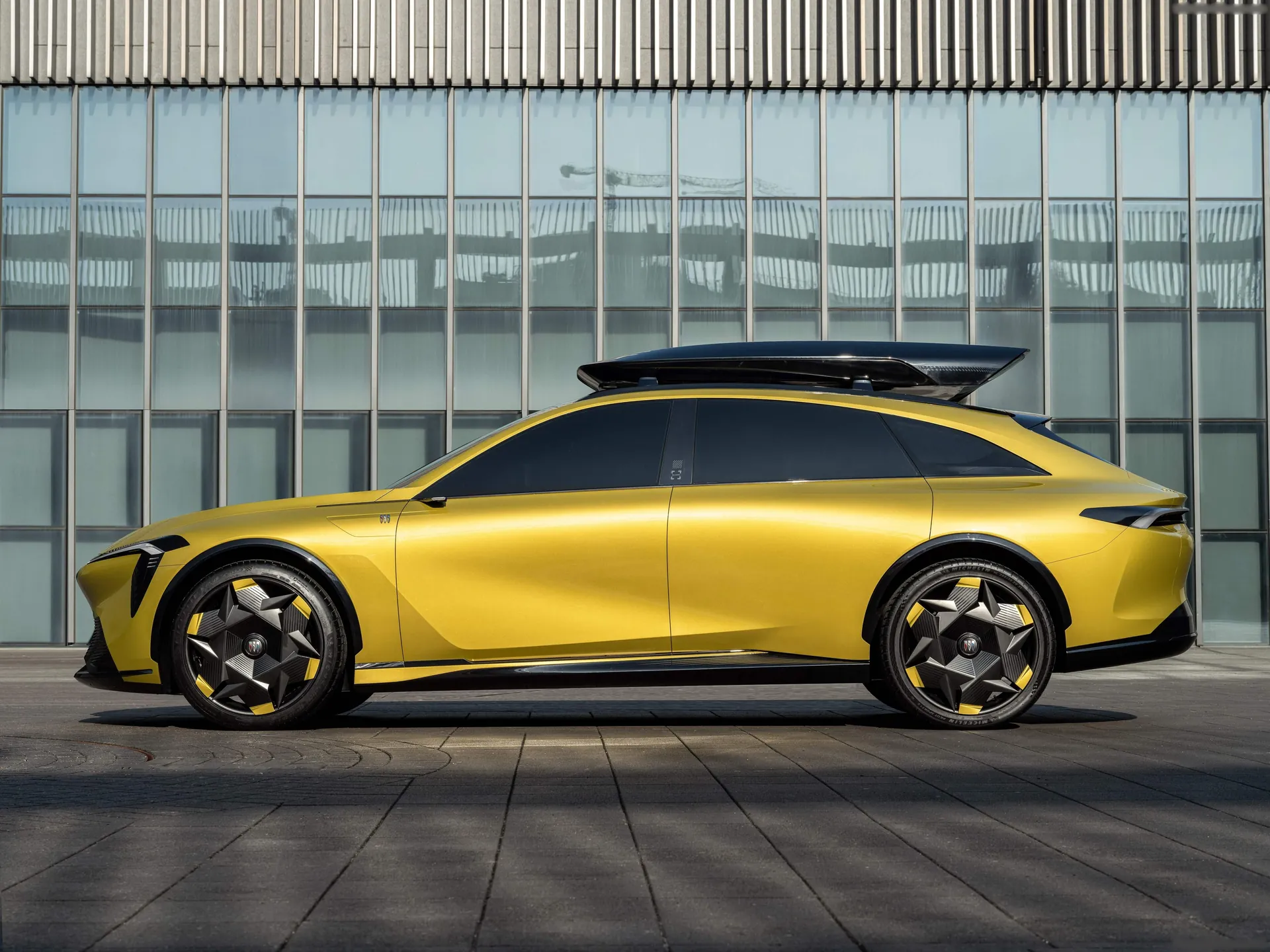 Buick Electra-LT Concept (2024) – boční profil