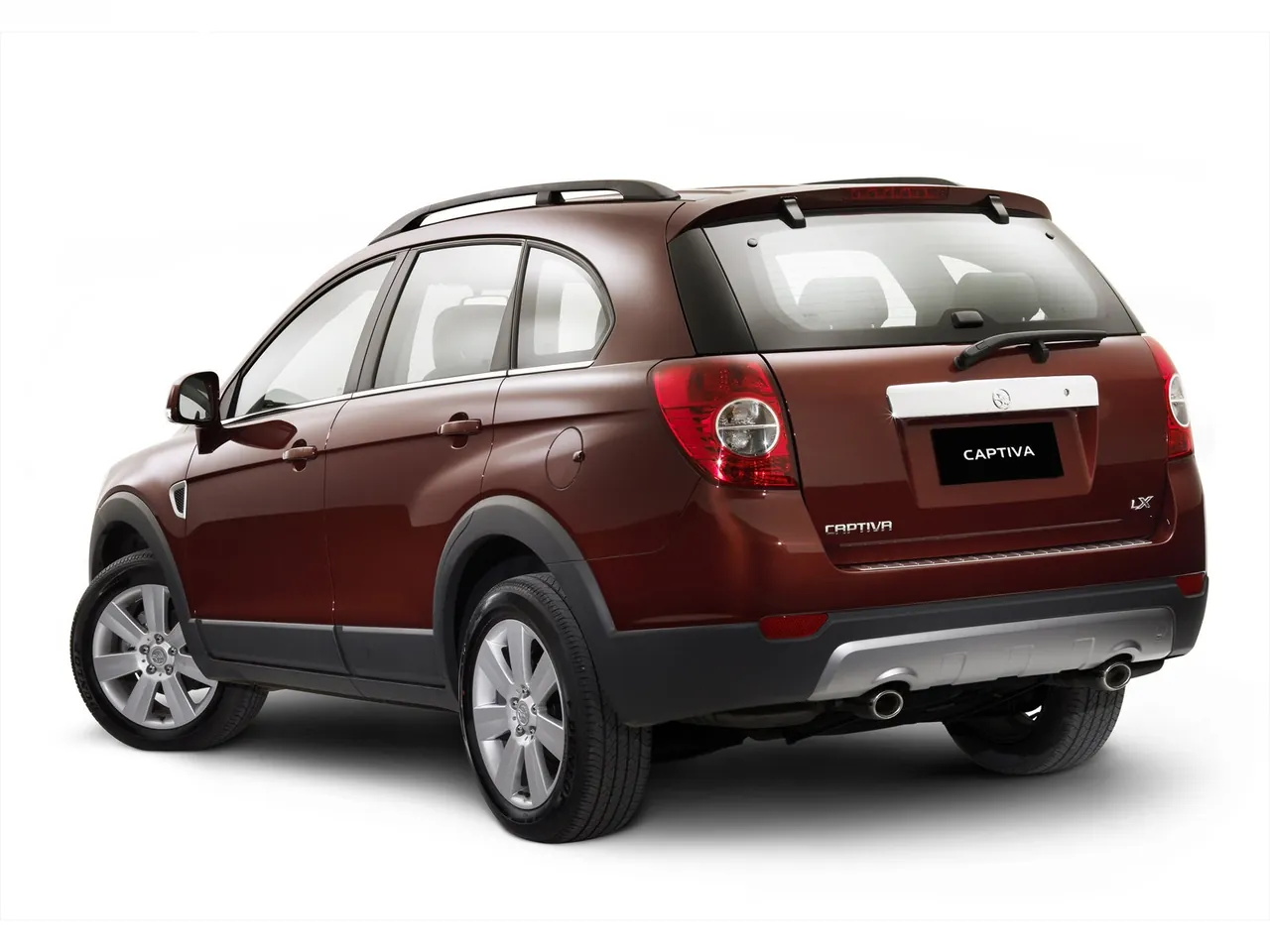Holden Captiva LX (2006) – zadní tříčtvrteční pohled