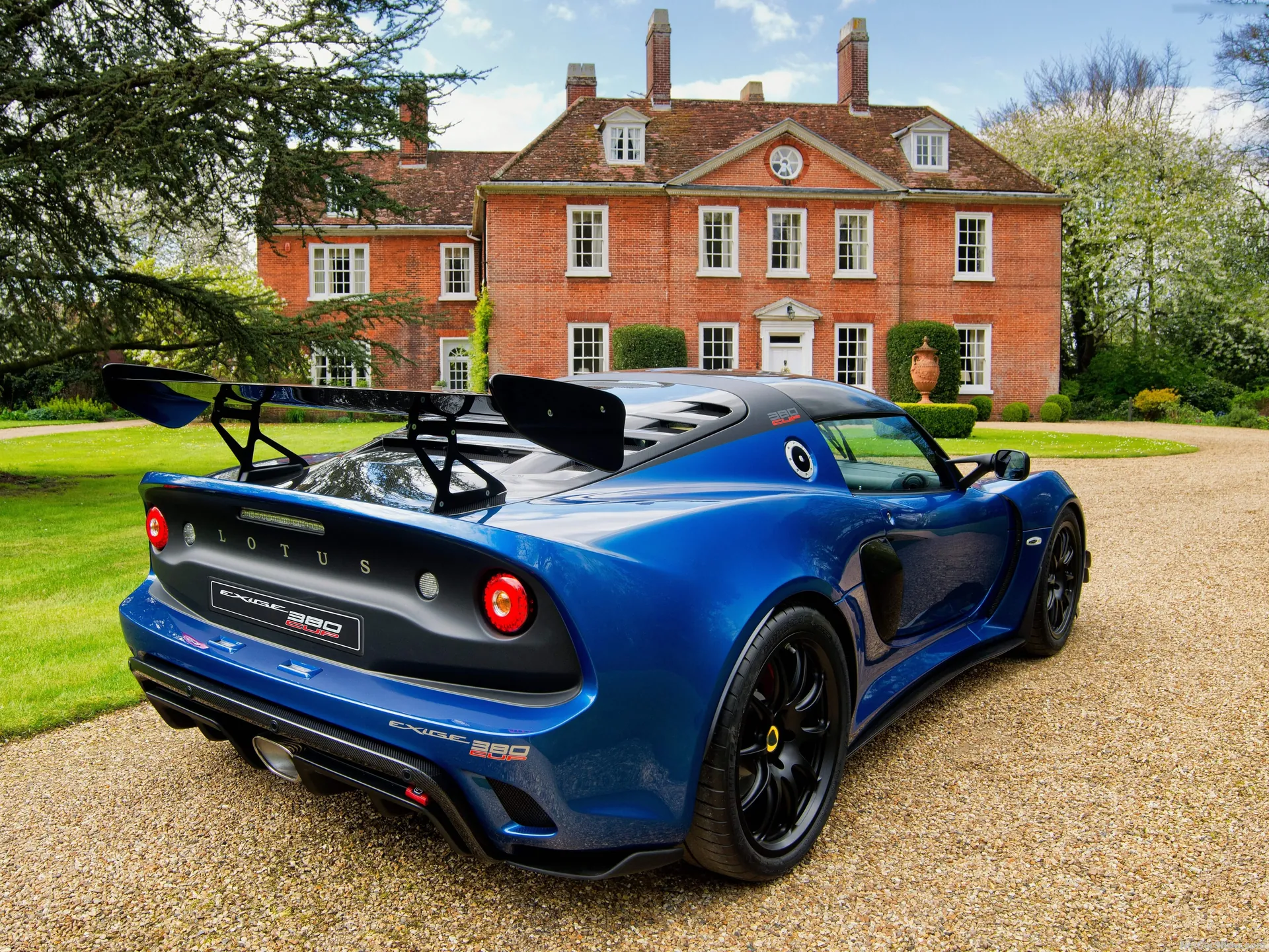 Lotus Exige Cup 380 (2017) – zadní tříčtvrteční pohled