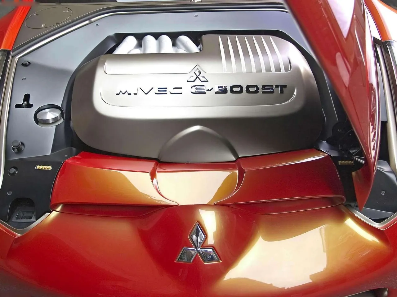 Mitsubishi Eclipse ConceptE (2004) – motorový prostor